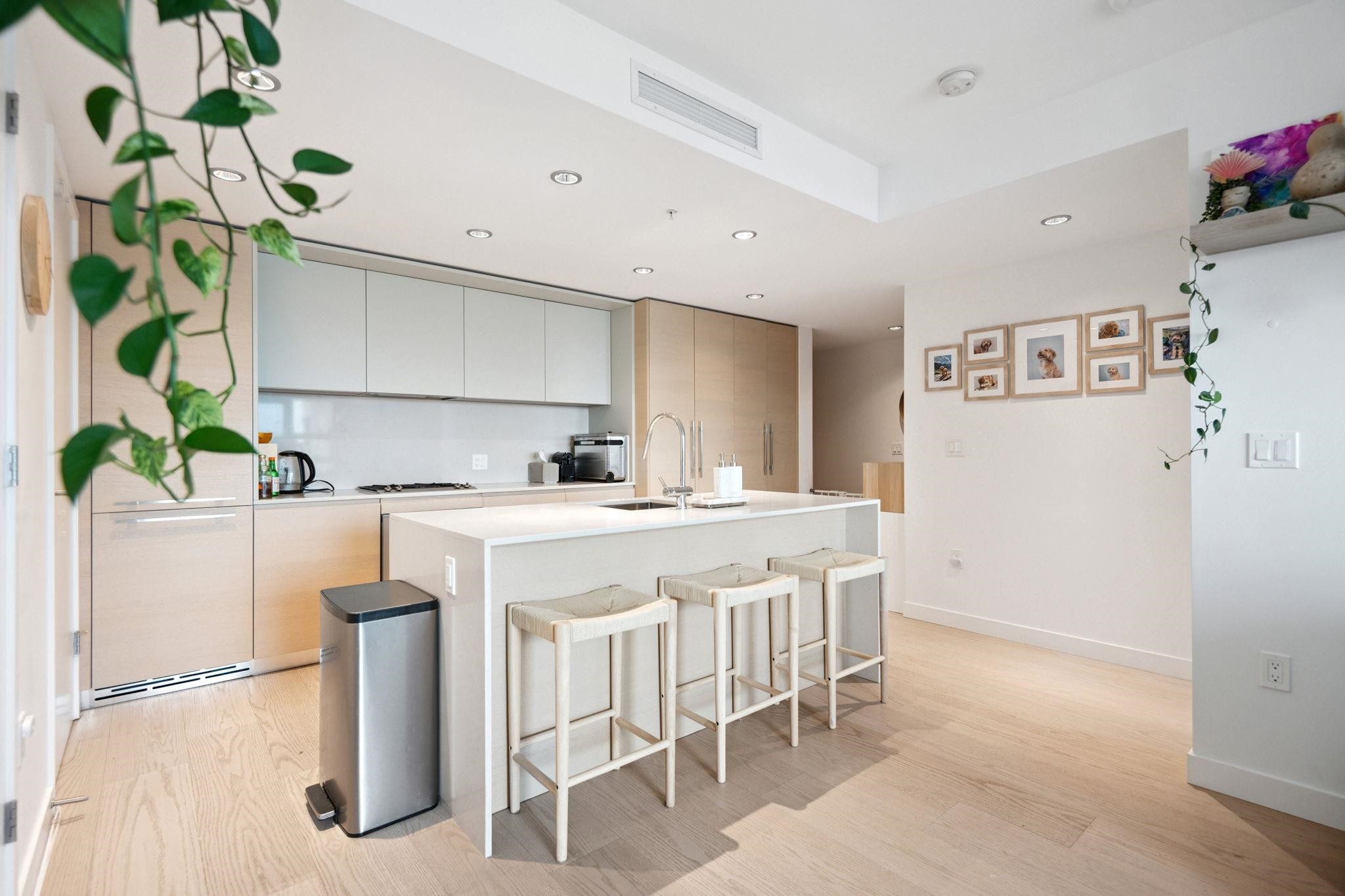 2312-1289 Hornby Street, Vancouver, BC