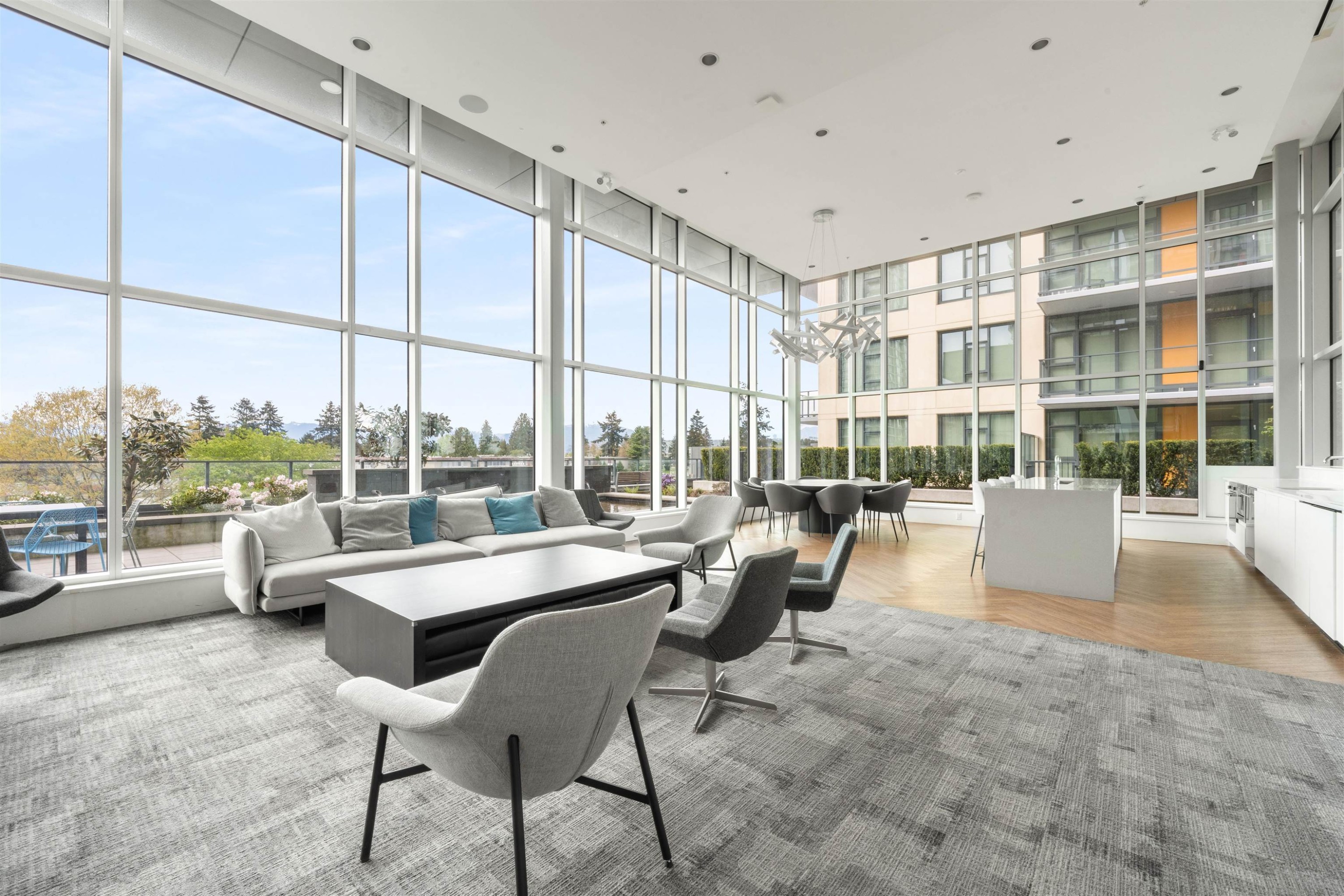 1110-7358 Edmonds Street, Burnaby, BC