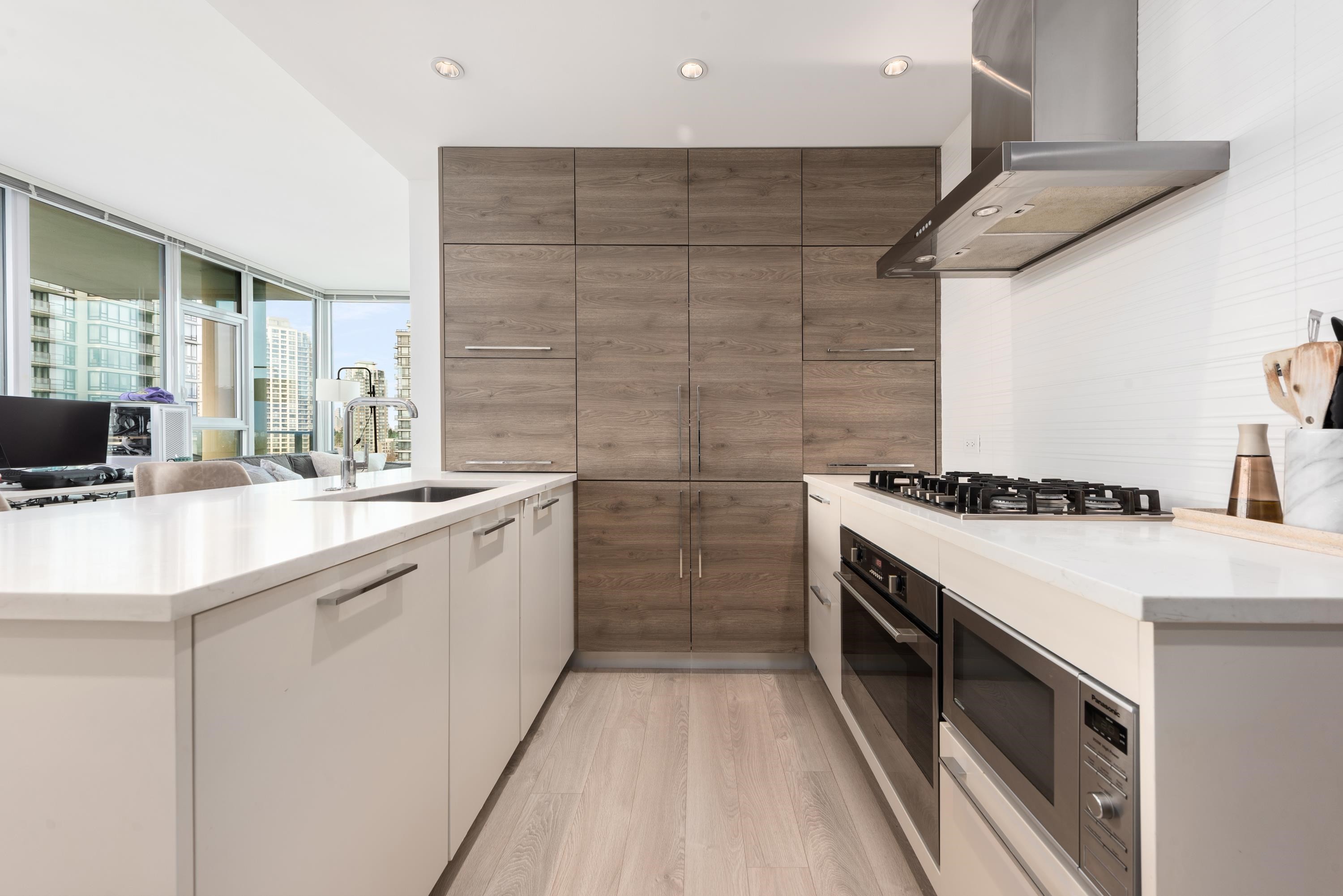 1110-7358 Edmonds Street, Burnaby, BC