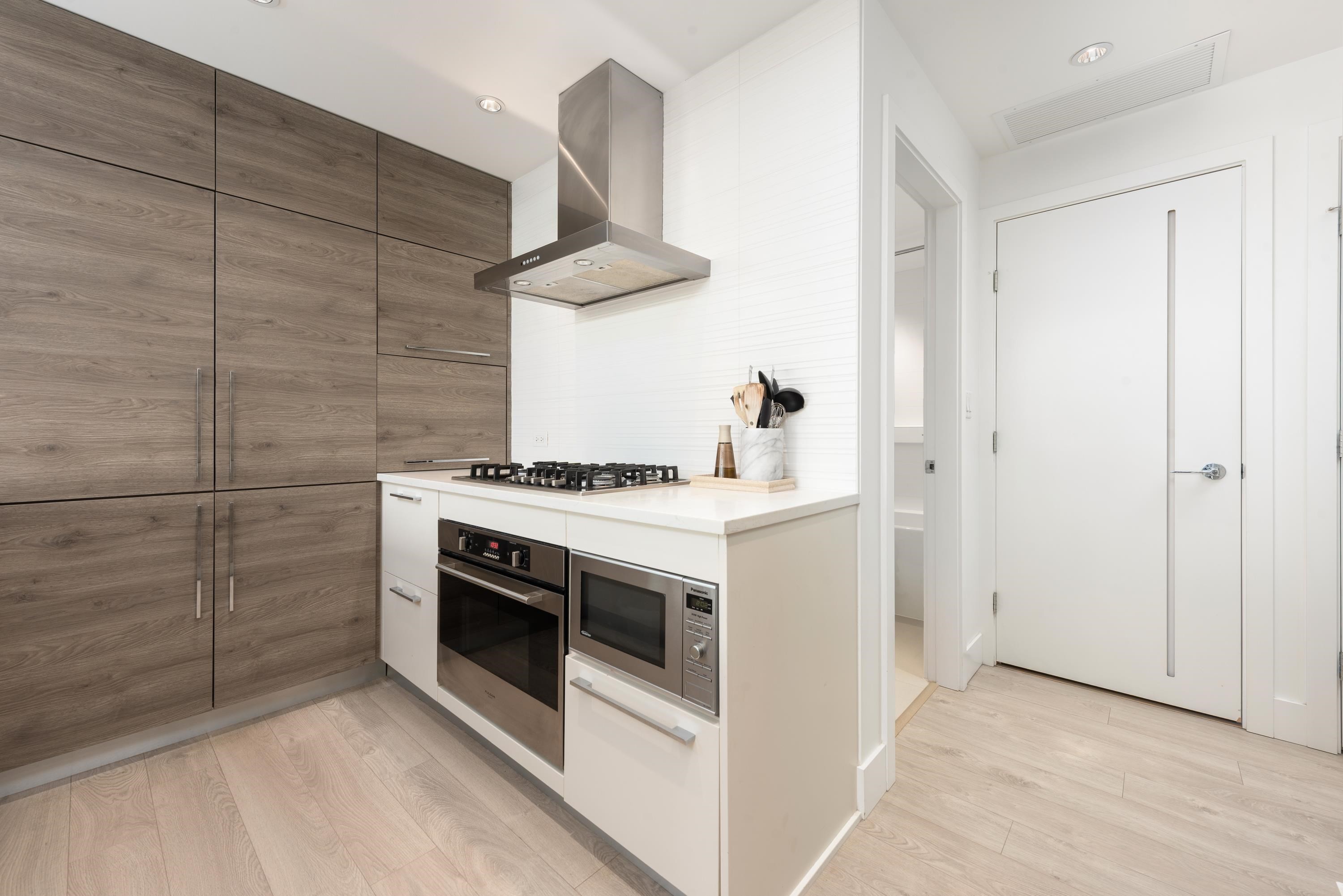 1110-7358 Edmonds Street, Burnaby, BC