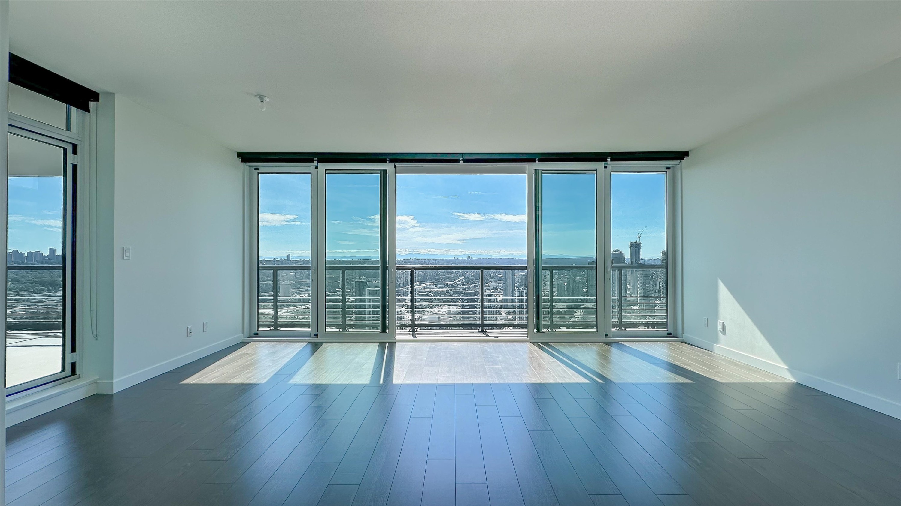 4402-4730 Lougheed Highway, Burnaby, BC