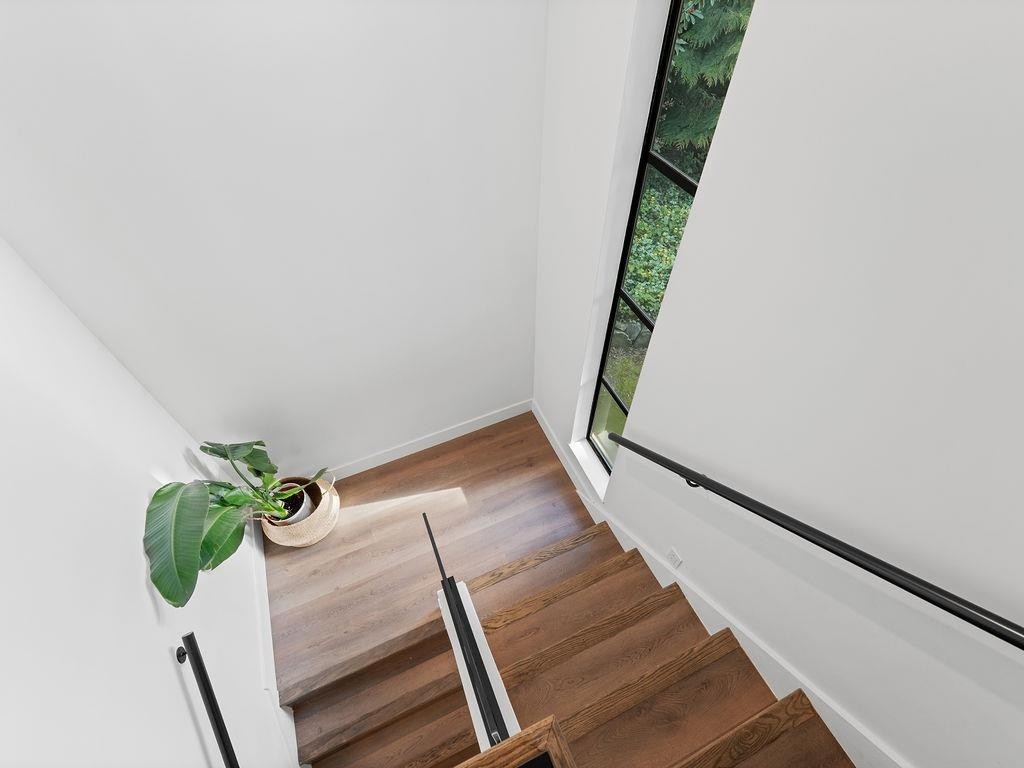 1040 Crestline Road, West Vancouver, BC