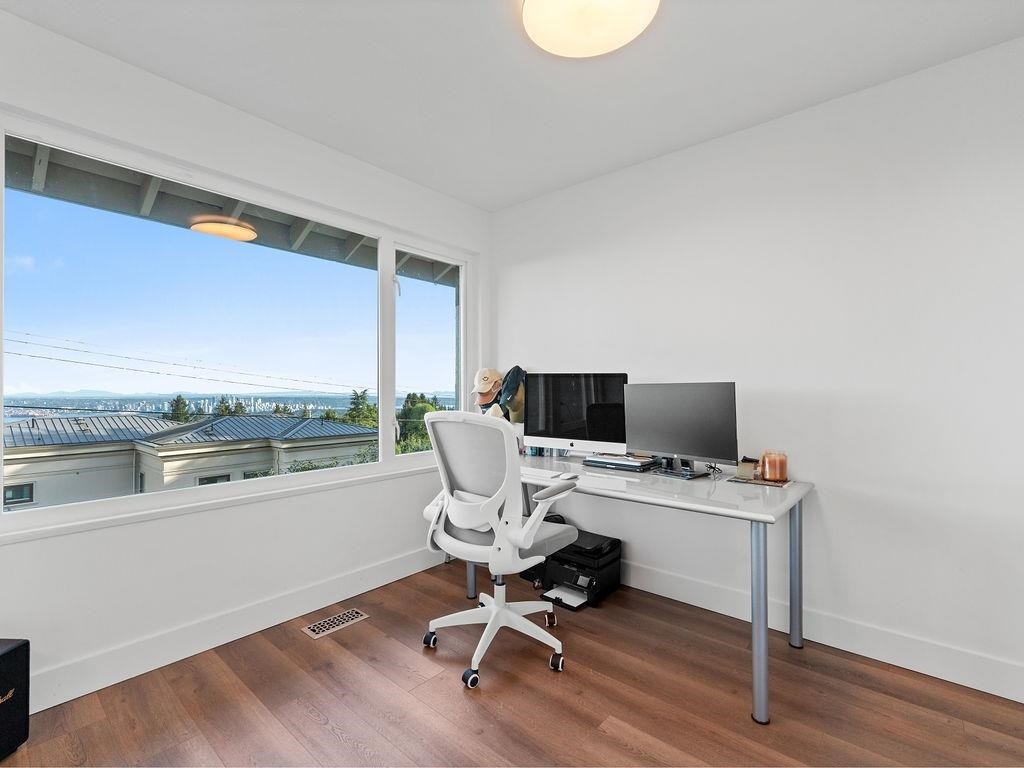 1040 Crestline Road, West Vancouver, BC