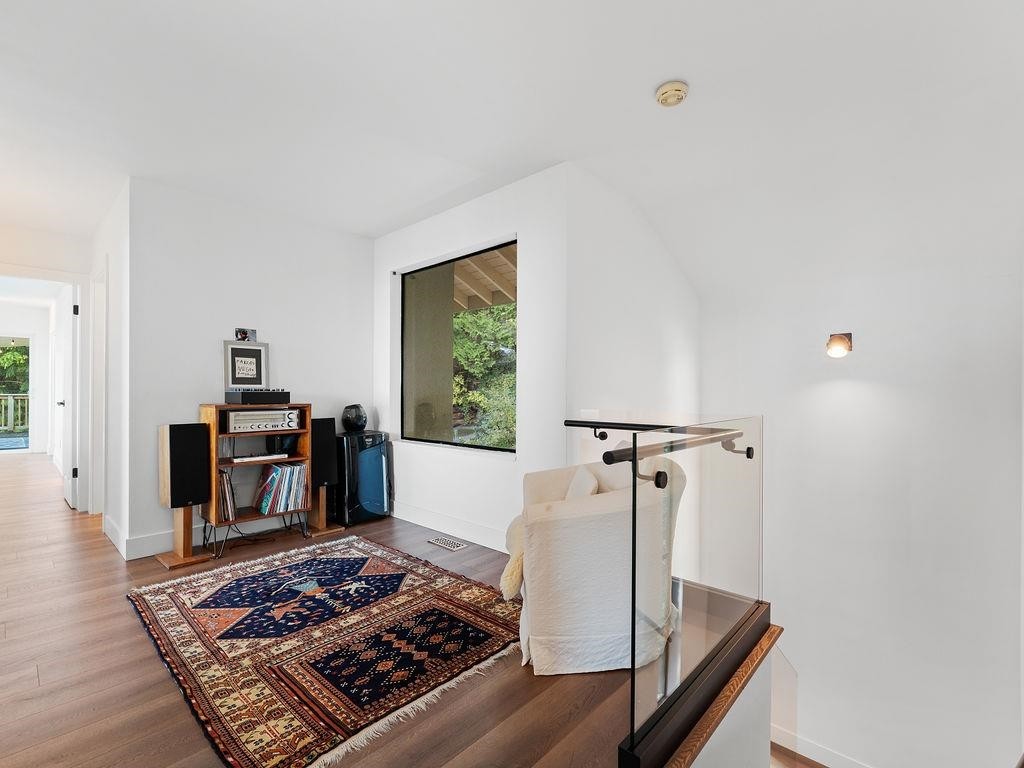 1040 Crestline Road, West Vancouver, BC