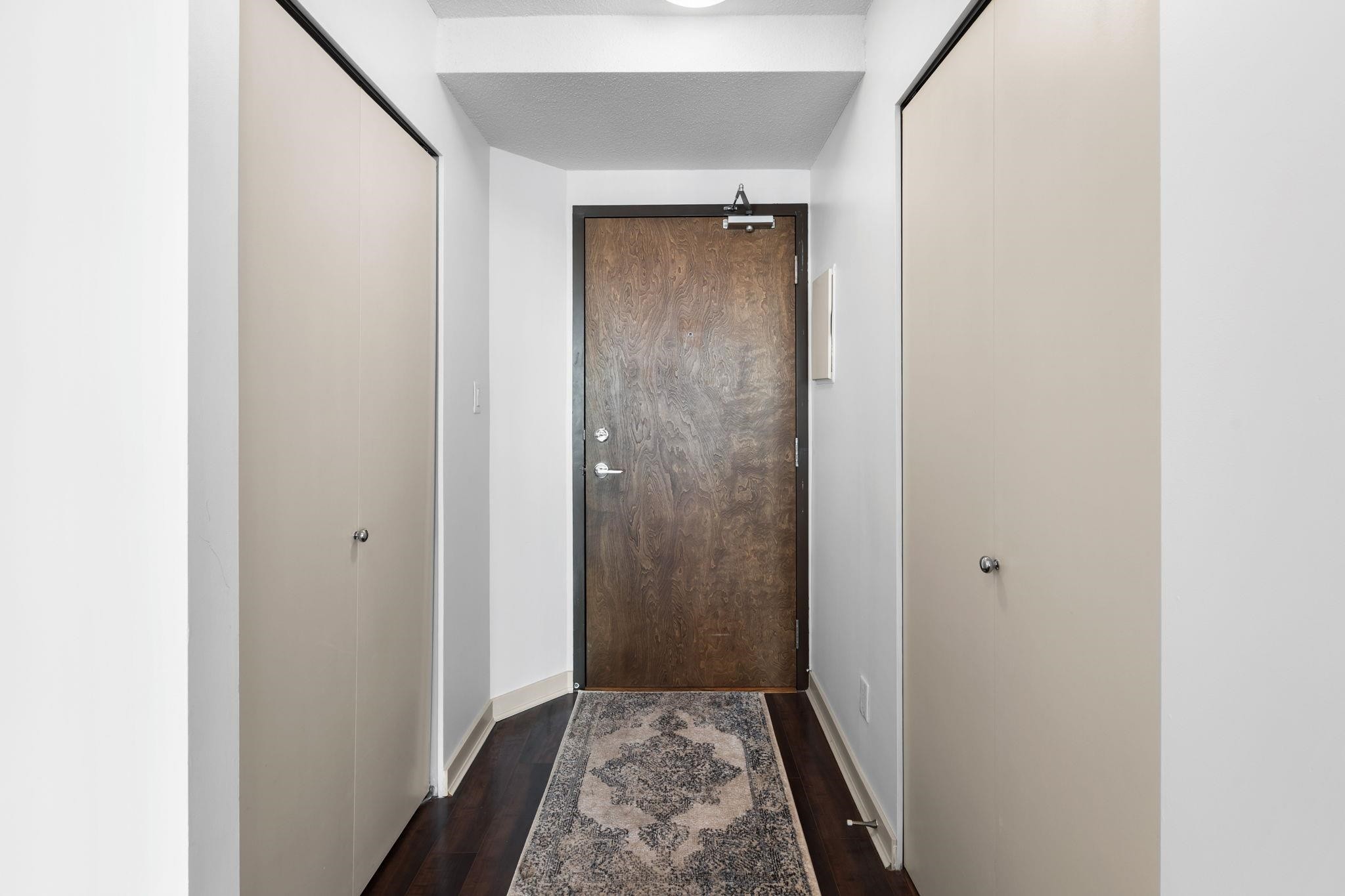 706-1212 Howe Street, Vancouver, BC