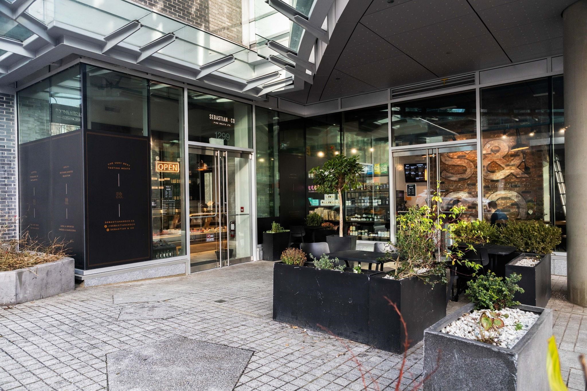 706-1212 Howe Street, Vancouver, BC