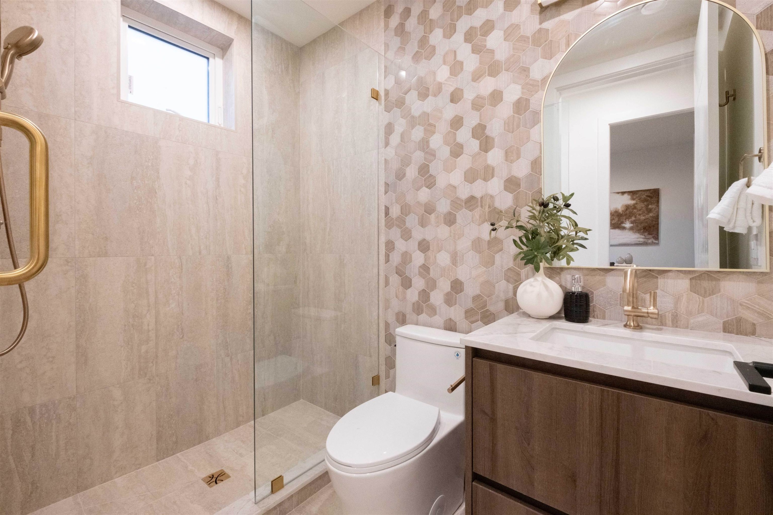 2-2667 Pender Street E, Vancouver, BC