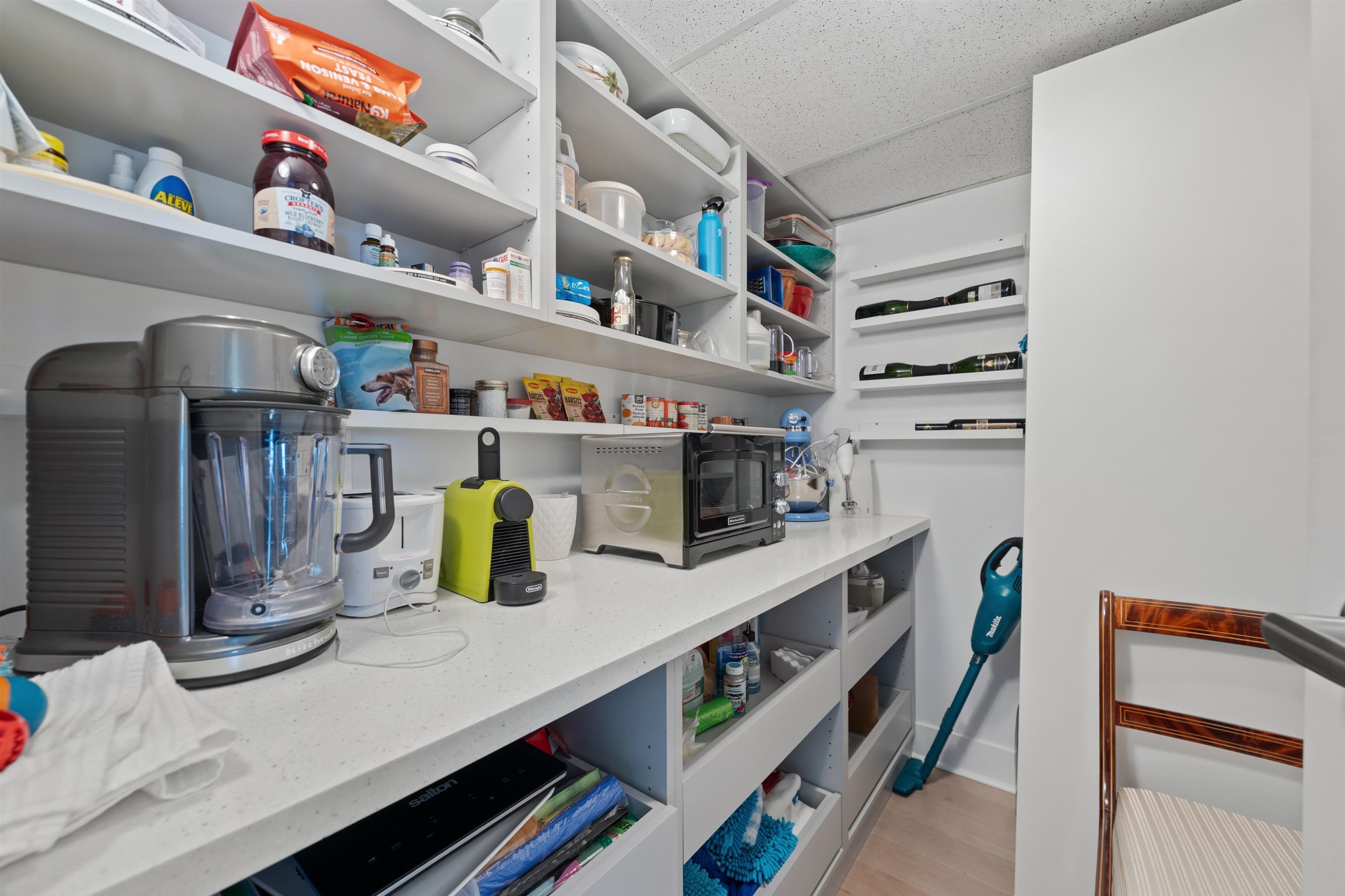 2102-590 Nicola Street, Vancouver, BC