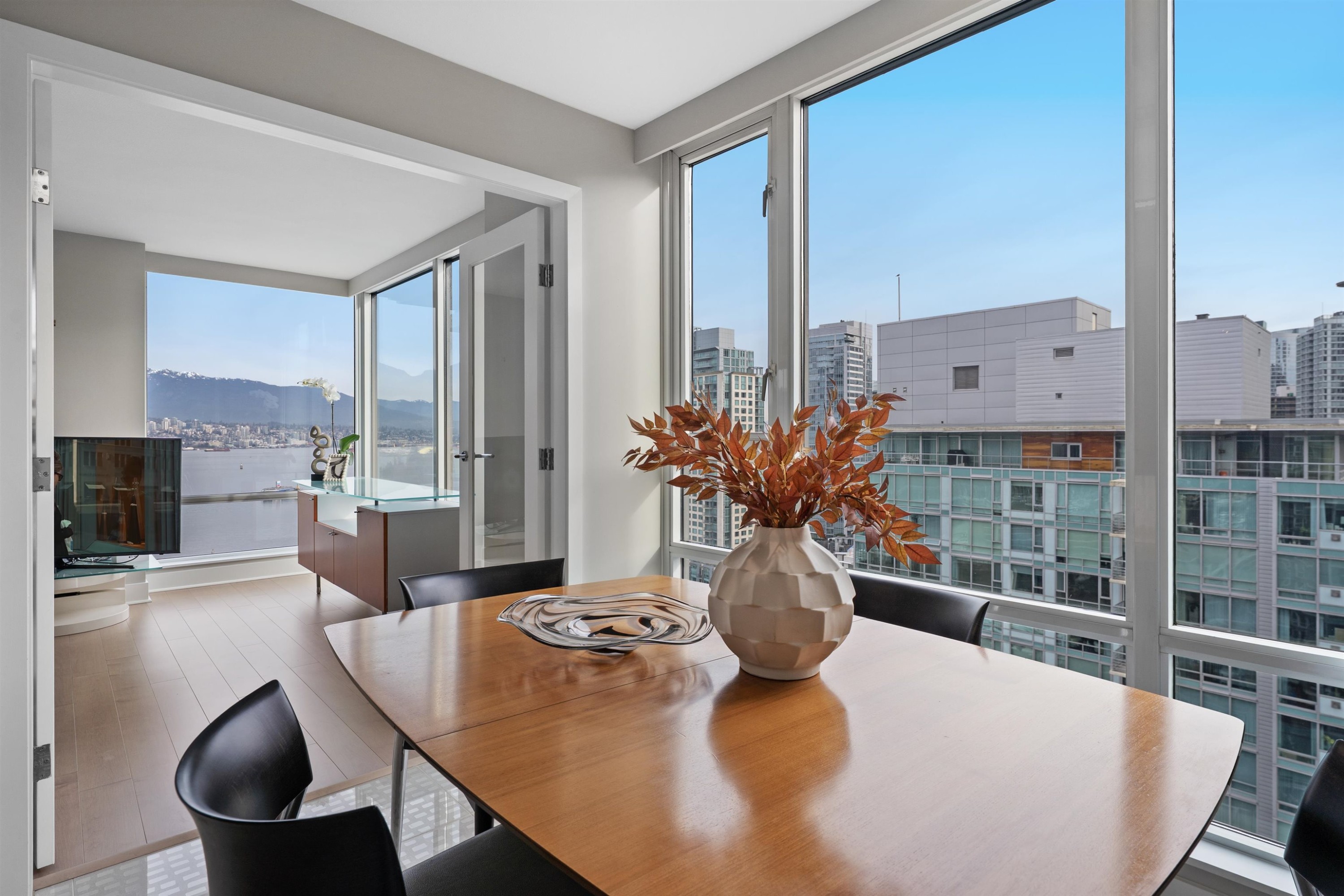 2102-590 Nicola Street, Vancouver, BC