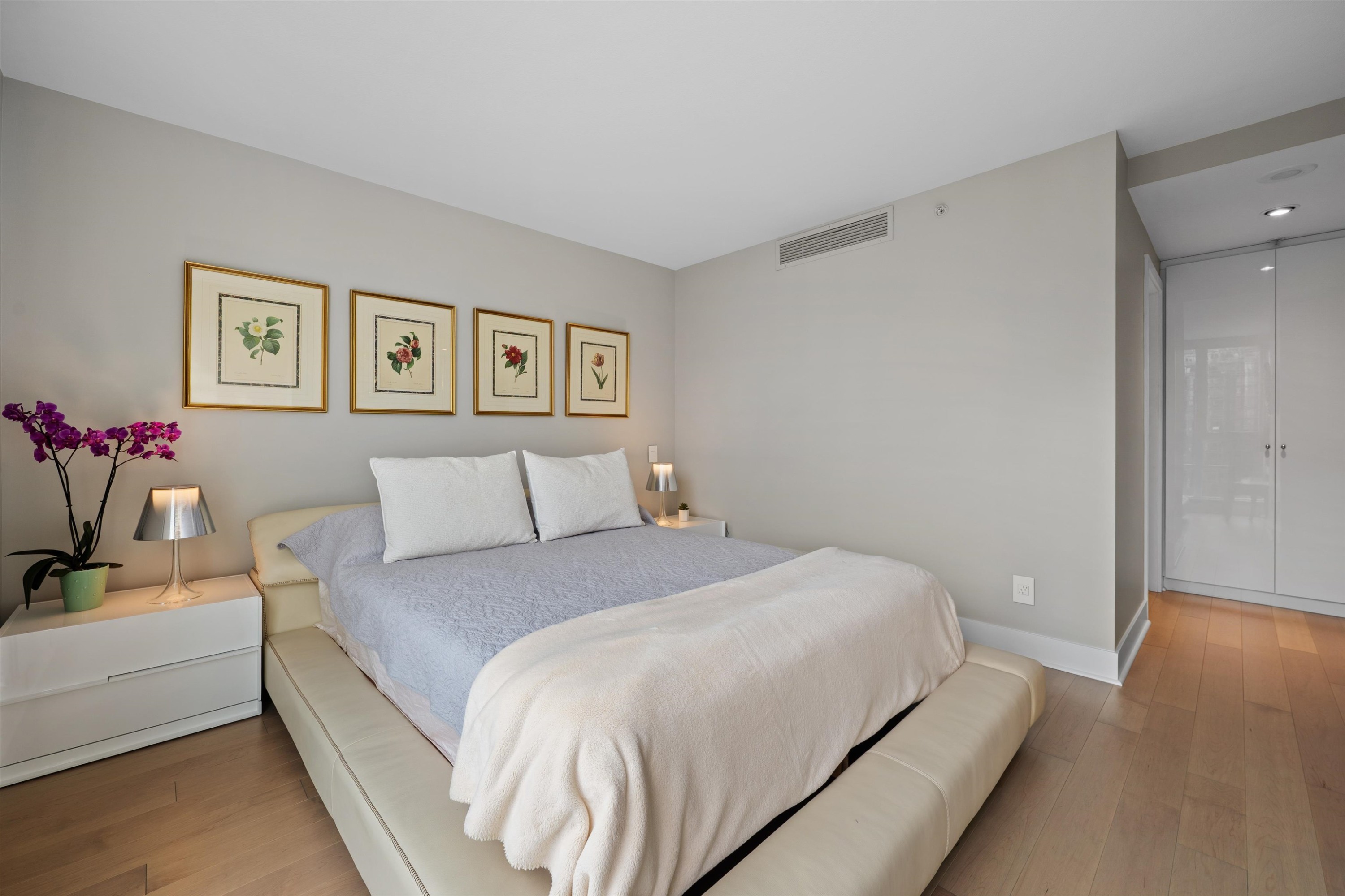 2102-590 Nicola Street, Vancouver, BC