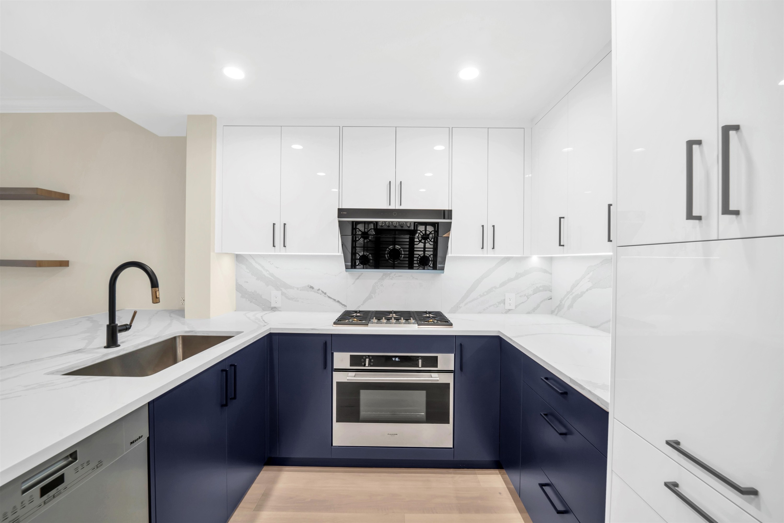 6018 Chancellor Mews, Vancouver, BC