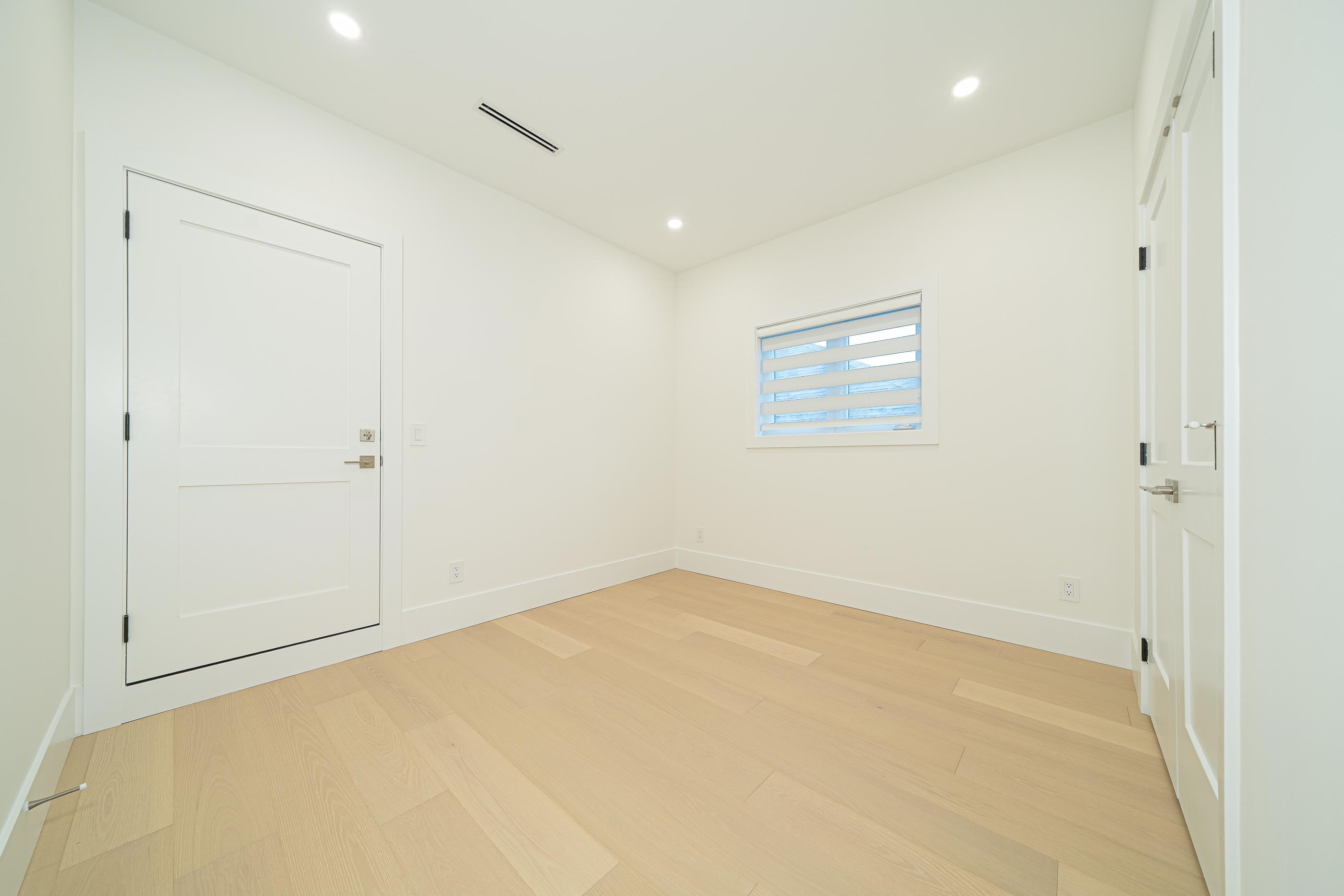 1-4210 Union Street, Burnaby, BC