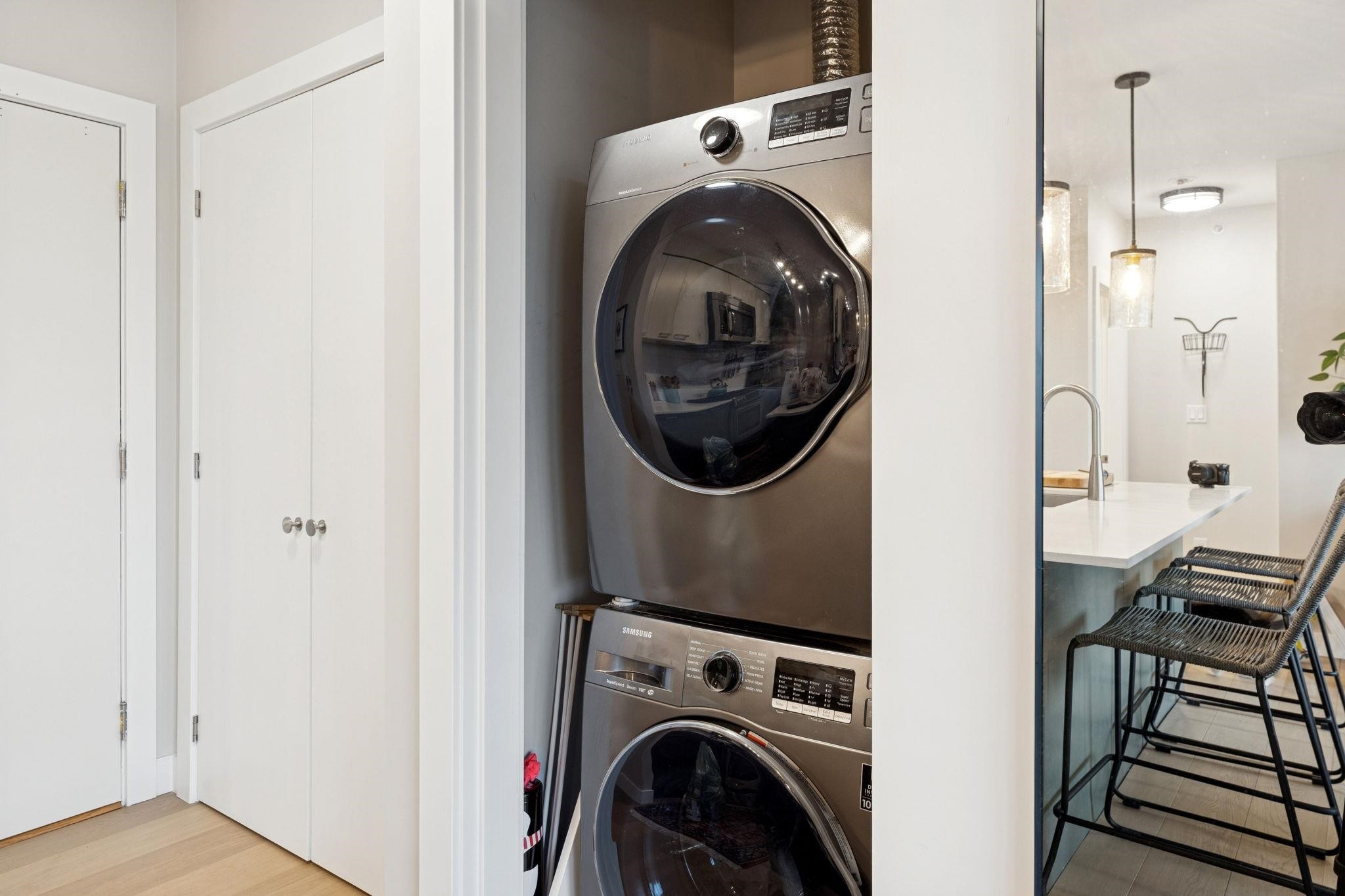 403-1330 Marine Drive, North Vancouver, BC