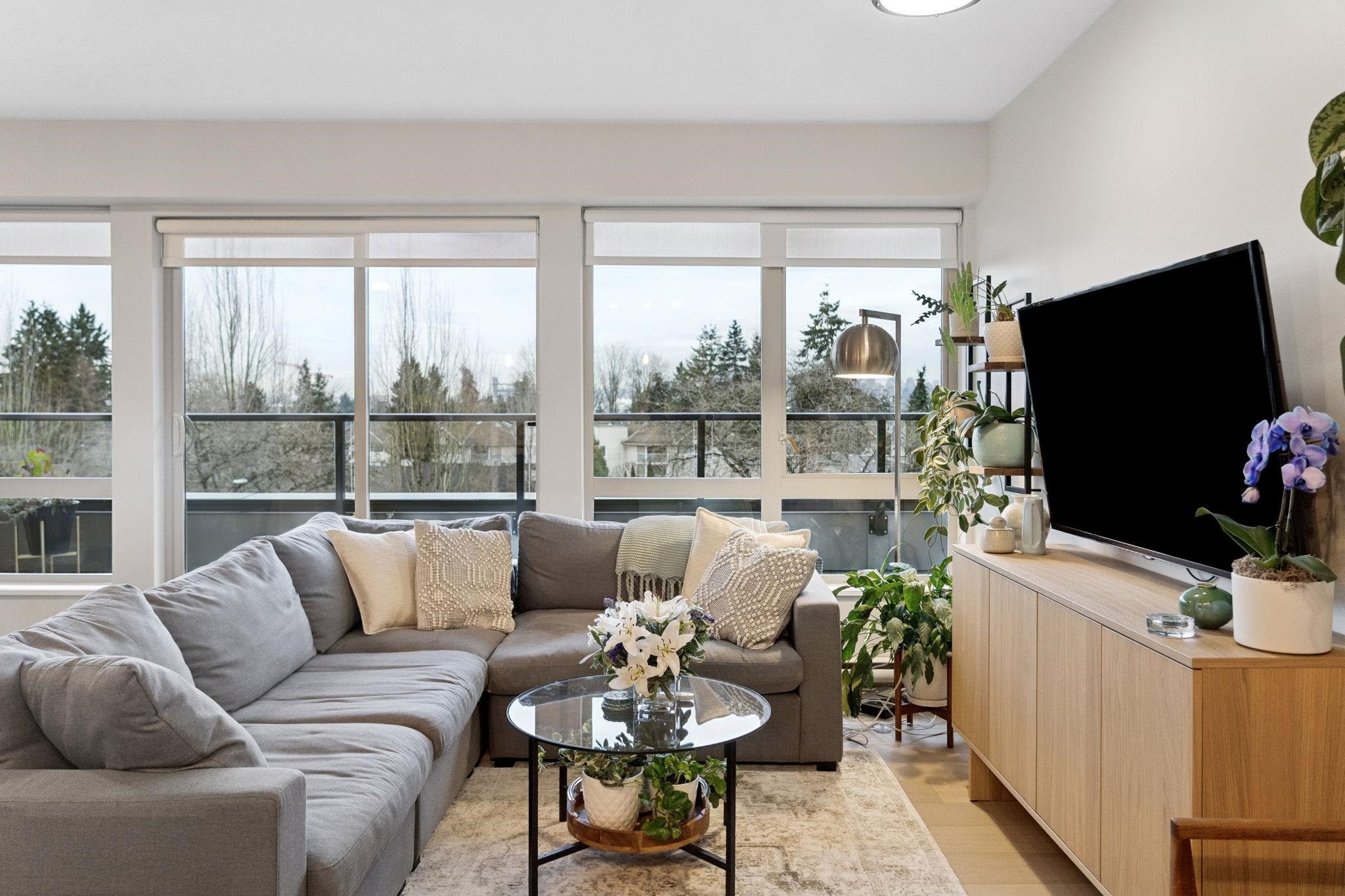 403-1330 Marine Drive, North Vancouver, BC