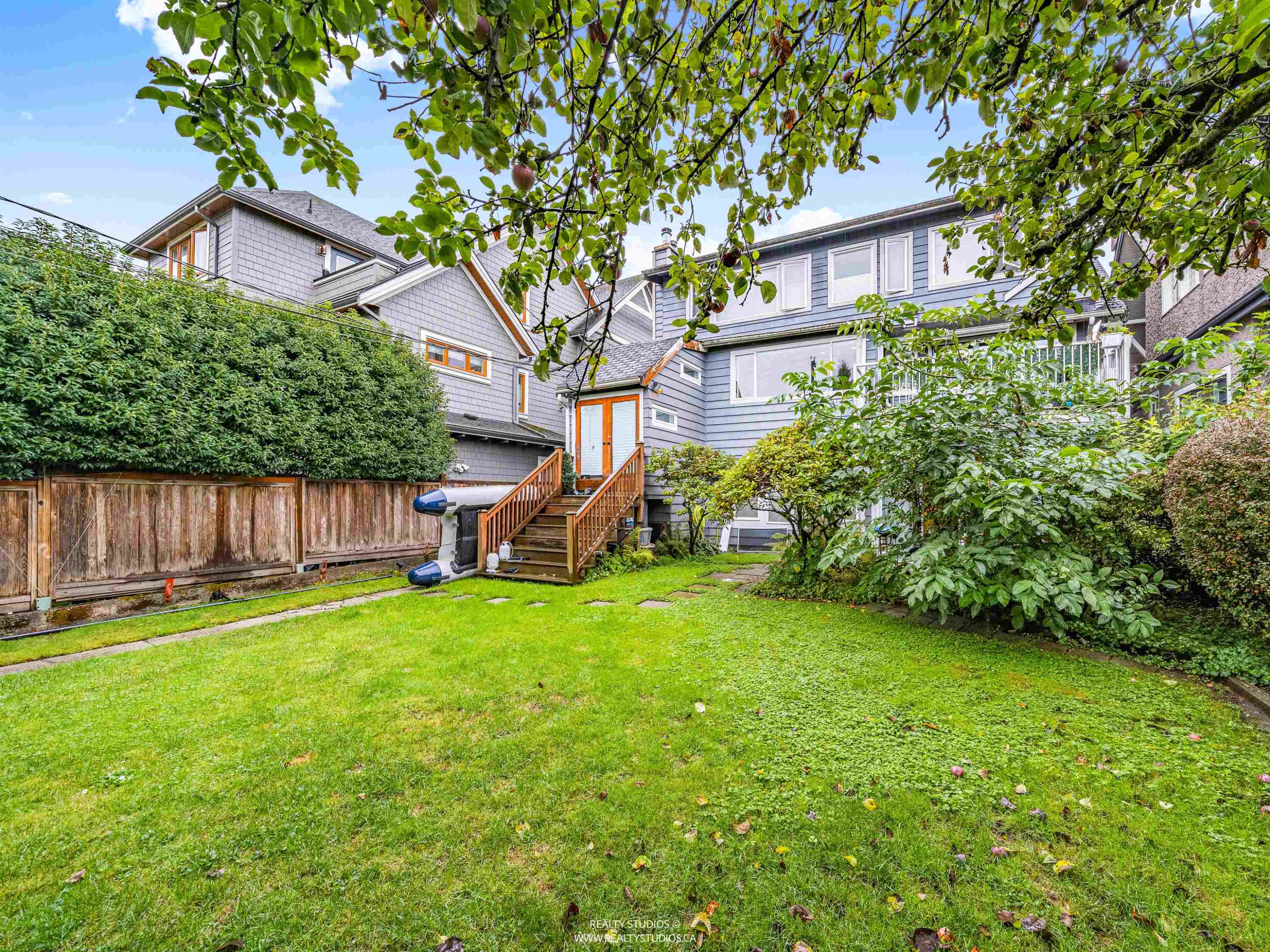 3025 2Nd Avenue W, Vancouver, BC
