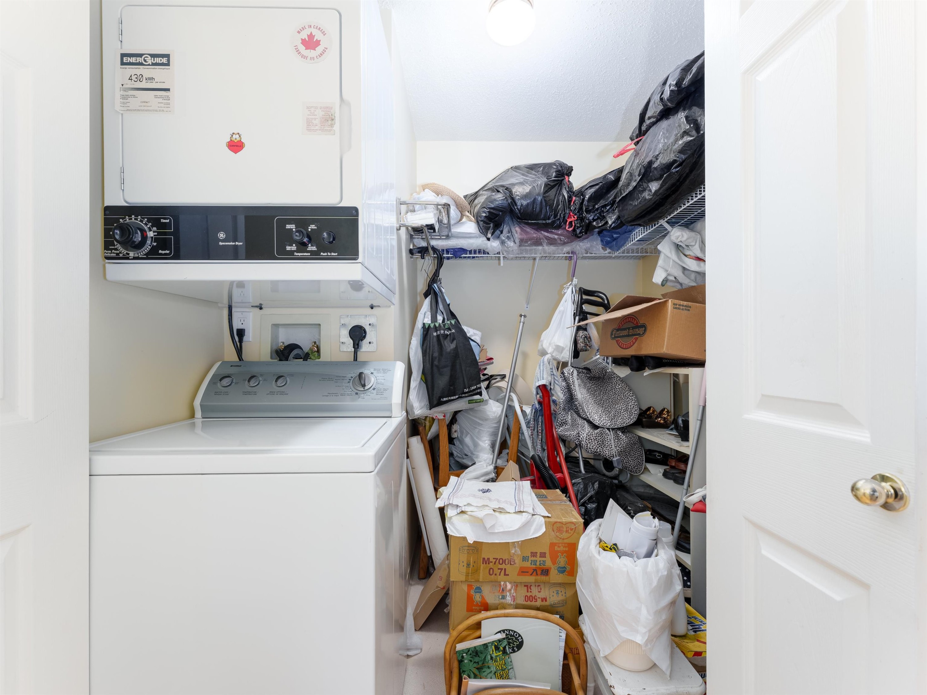 1505-4689 Hazel Street, Burnaby, BC