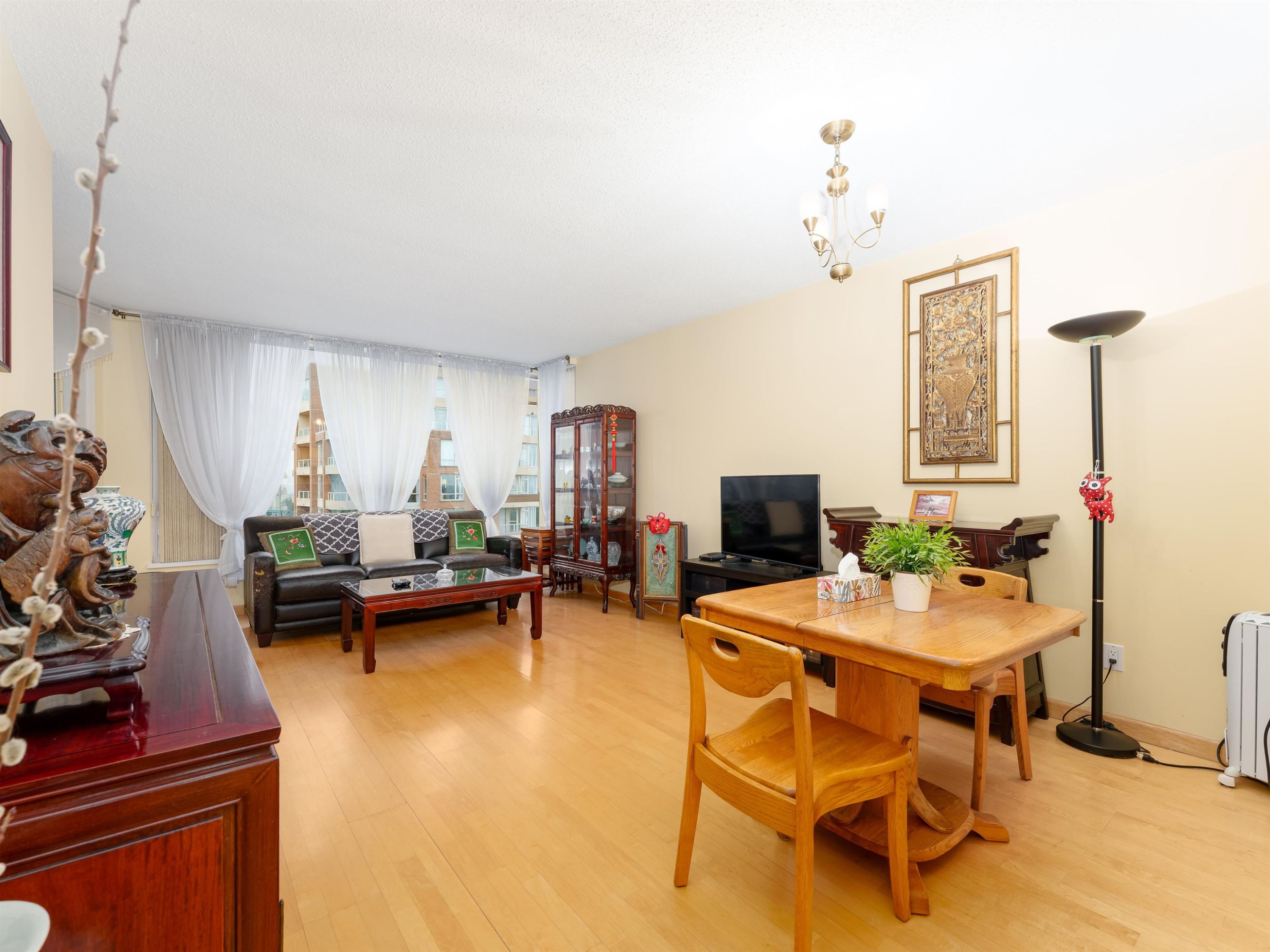 1505-4689 Hazel Street, Burnaby, BC