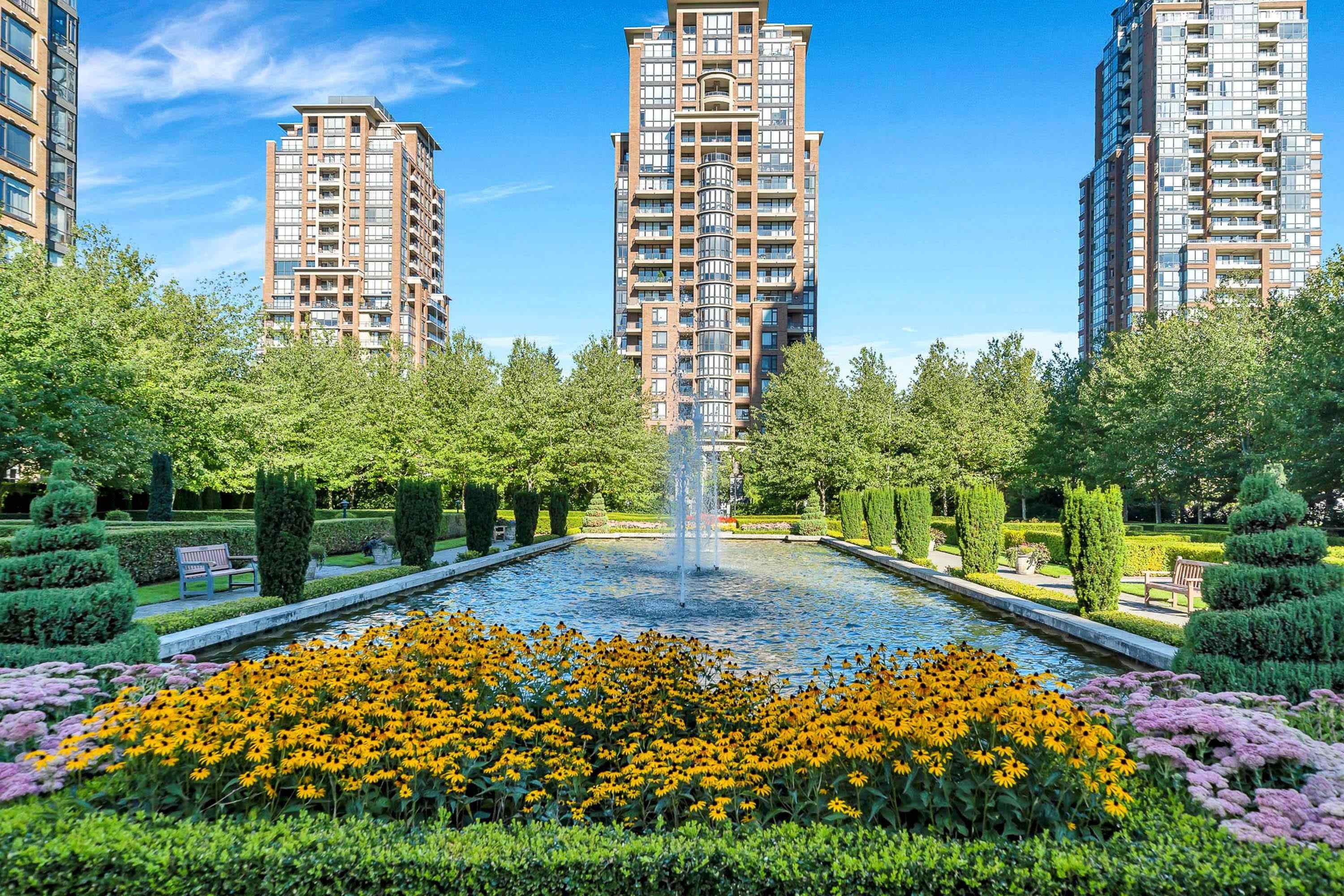 1502-6838 Station Hill Drive, Burnaby, BC