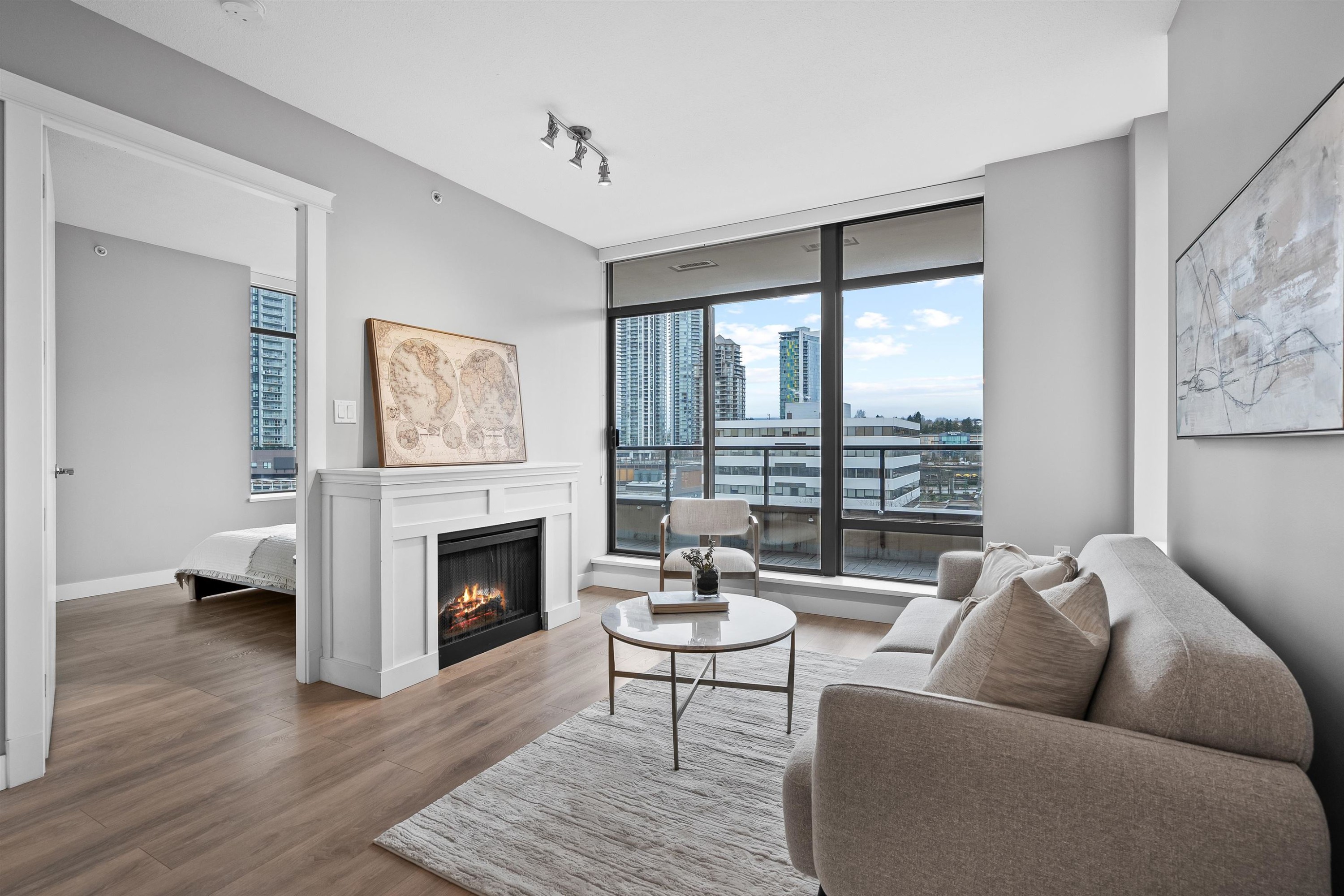 902-4250 Dawson Street, Burnaby, BC