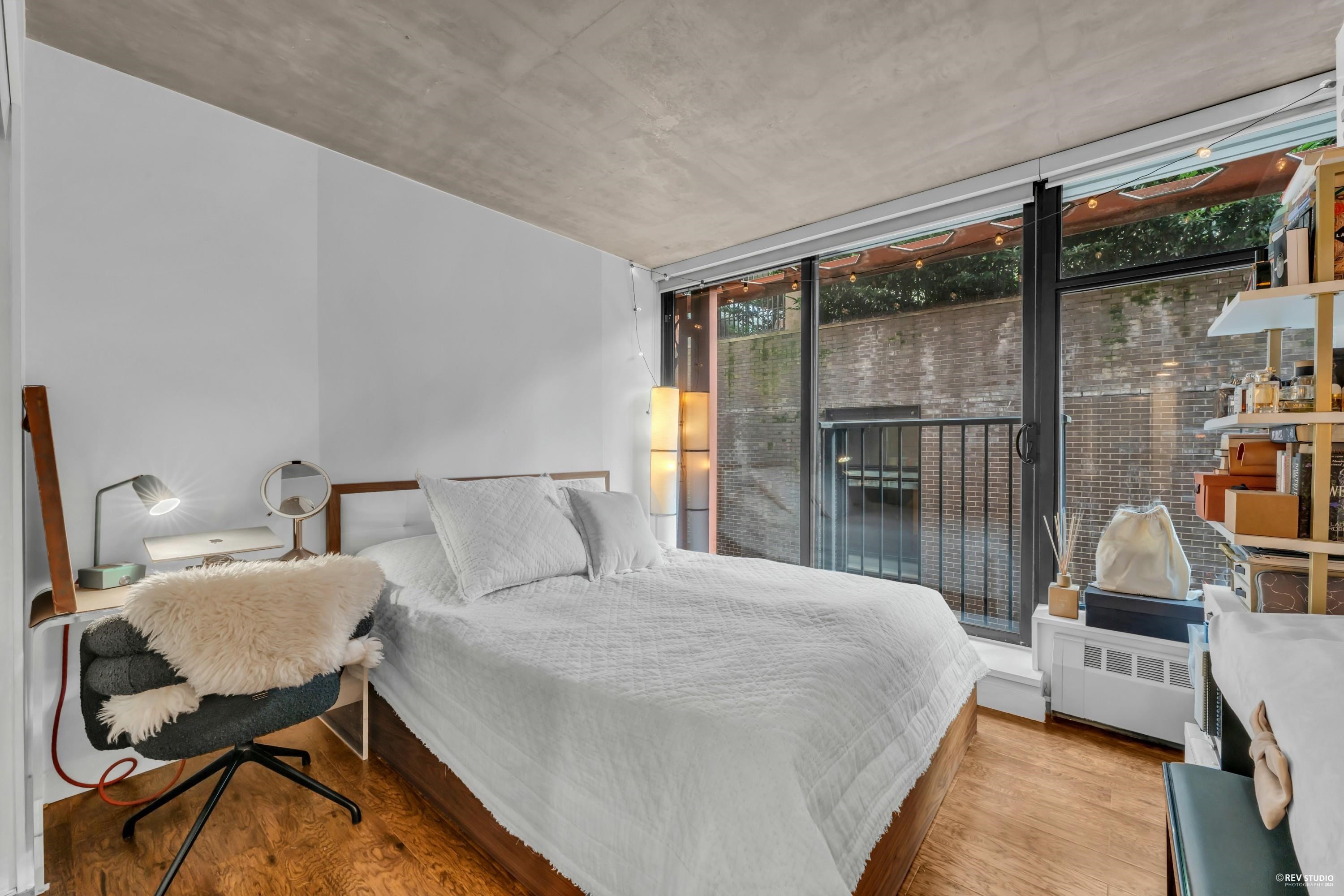 605-128 Cordova Street W, Vancouver, BC