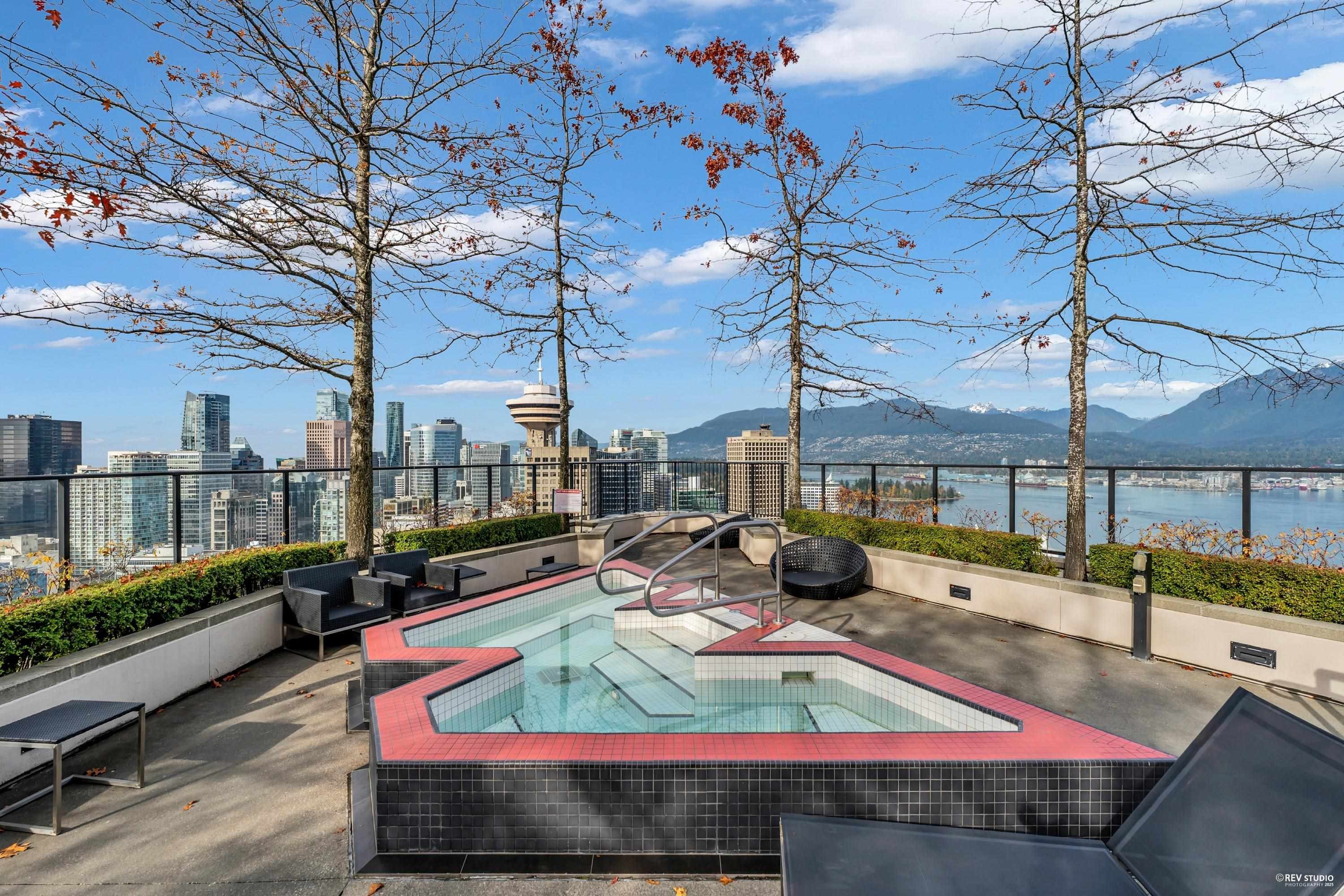 605-128 Cordova Street W, Vancouver, BC