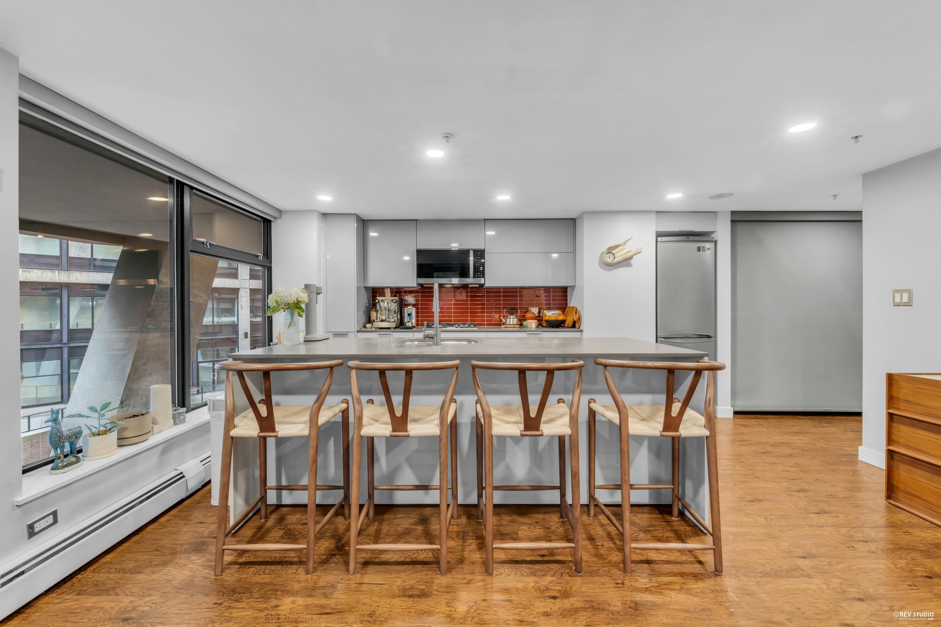 605-128 Cordova Street W, Vancouver, BC