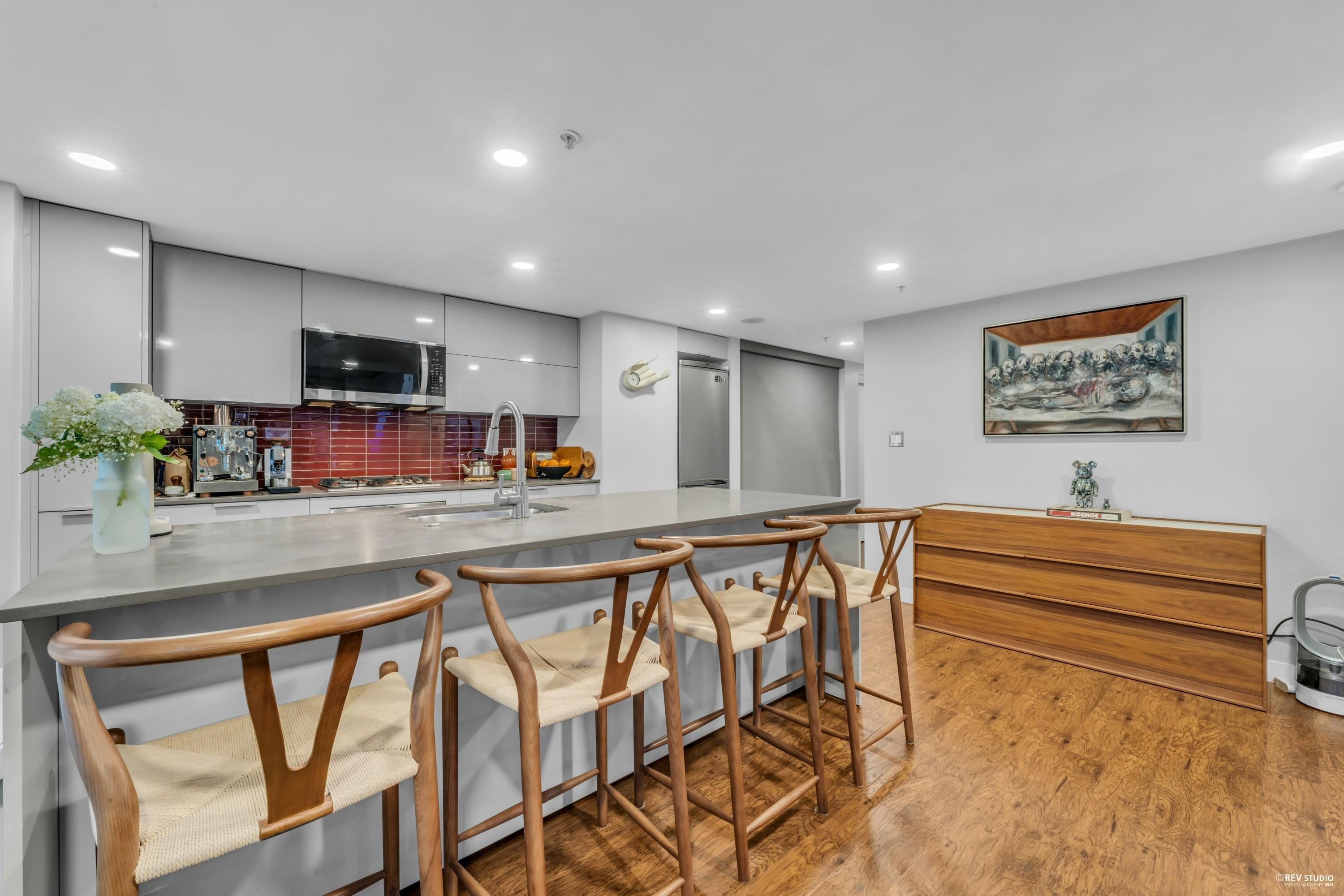 605-128 Cordova Street W, Vancouver, BC