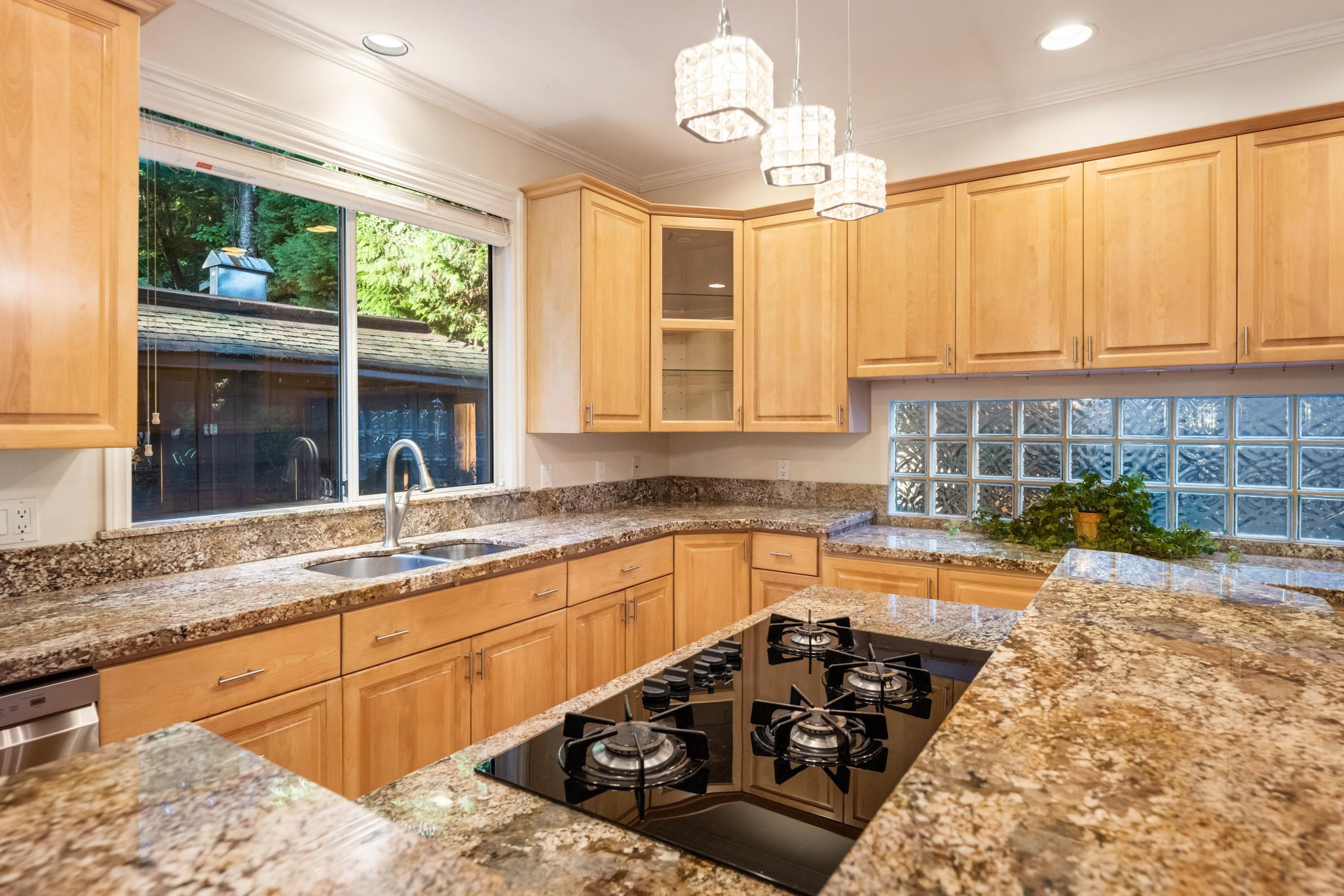 1522 Whitebark Place, Coquitlam, BC