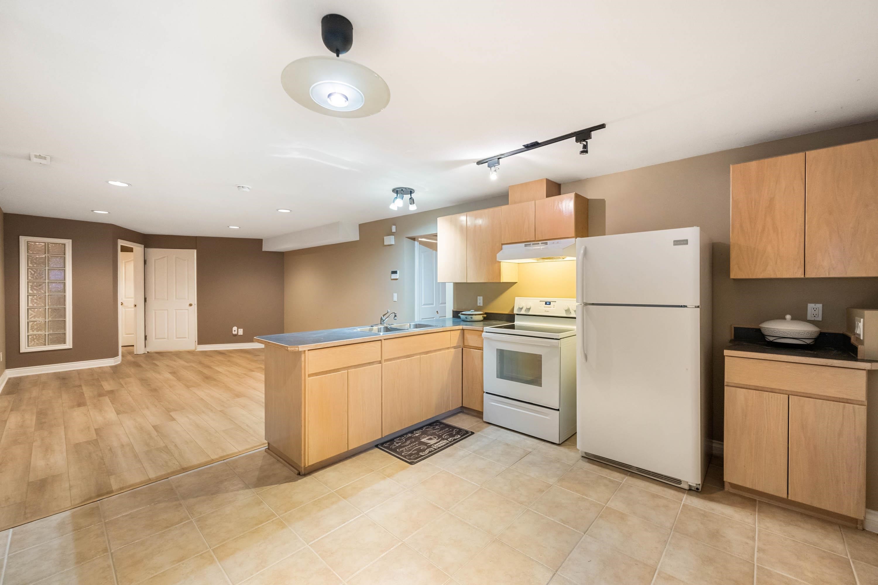 1522 Whitebark Place, Coquitlam, BC