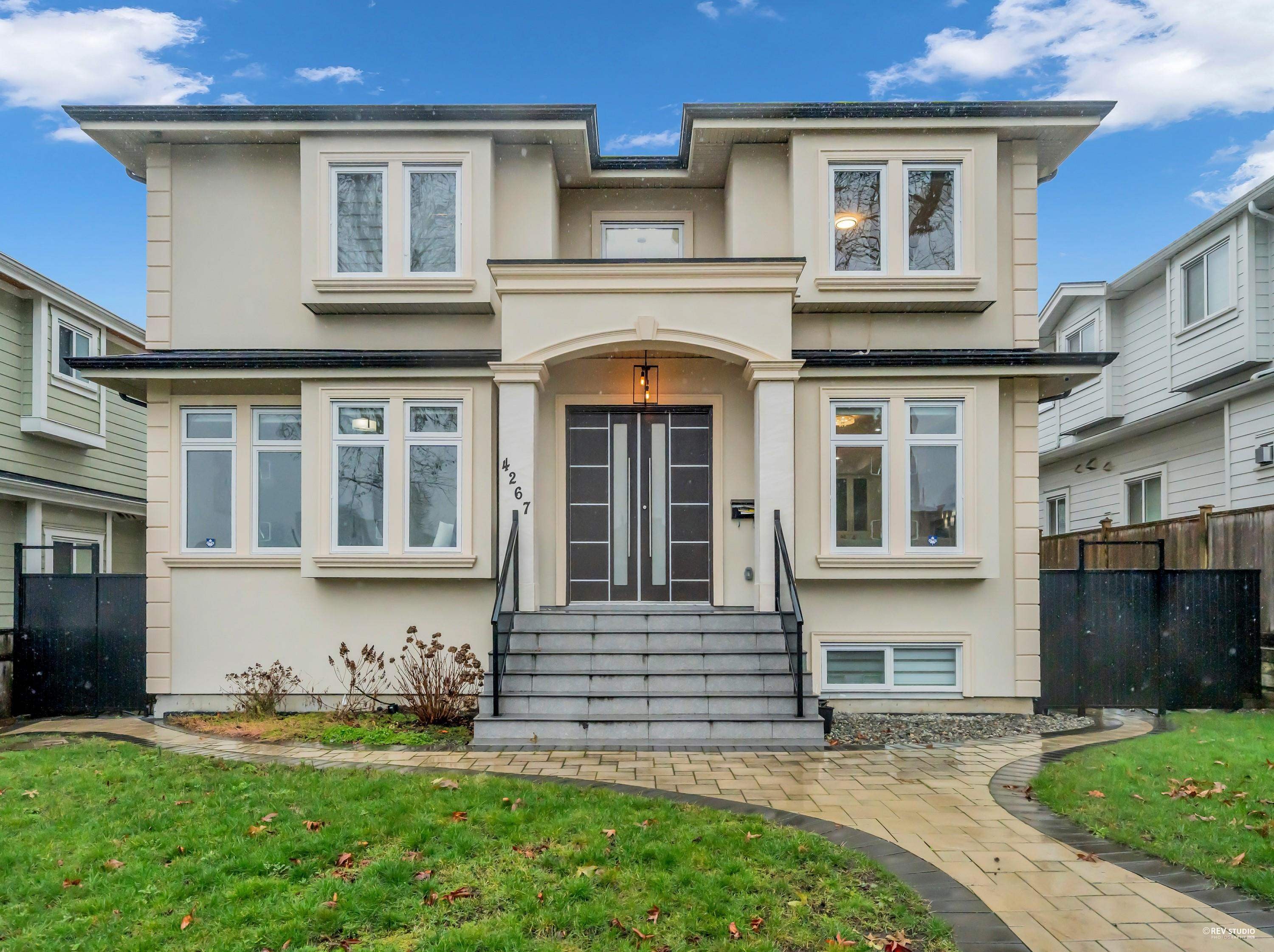 4267 Parker Street, Burnaby, BC