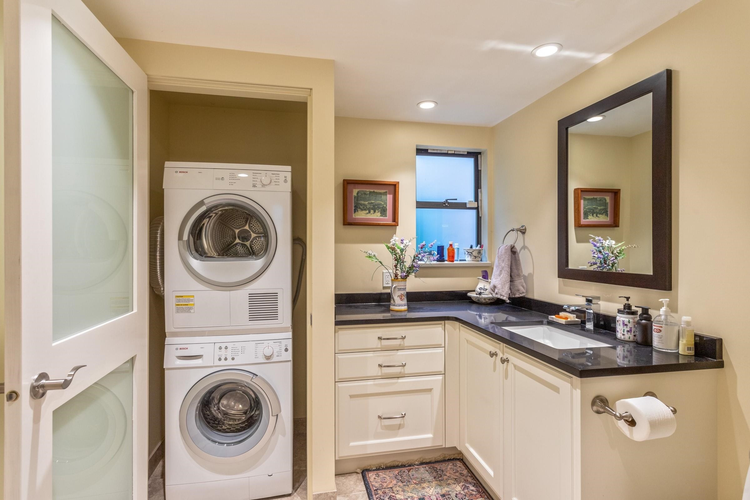 5639 White Pine Lane, North Vancouver, BC