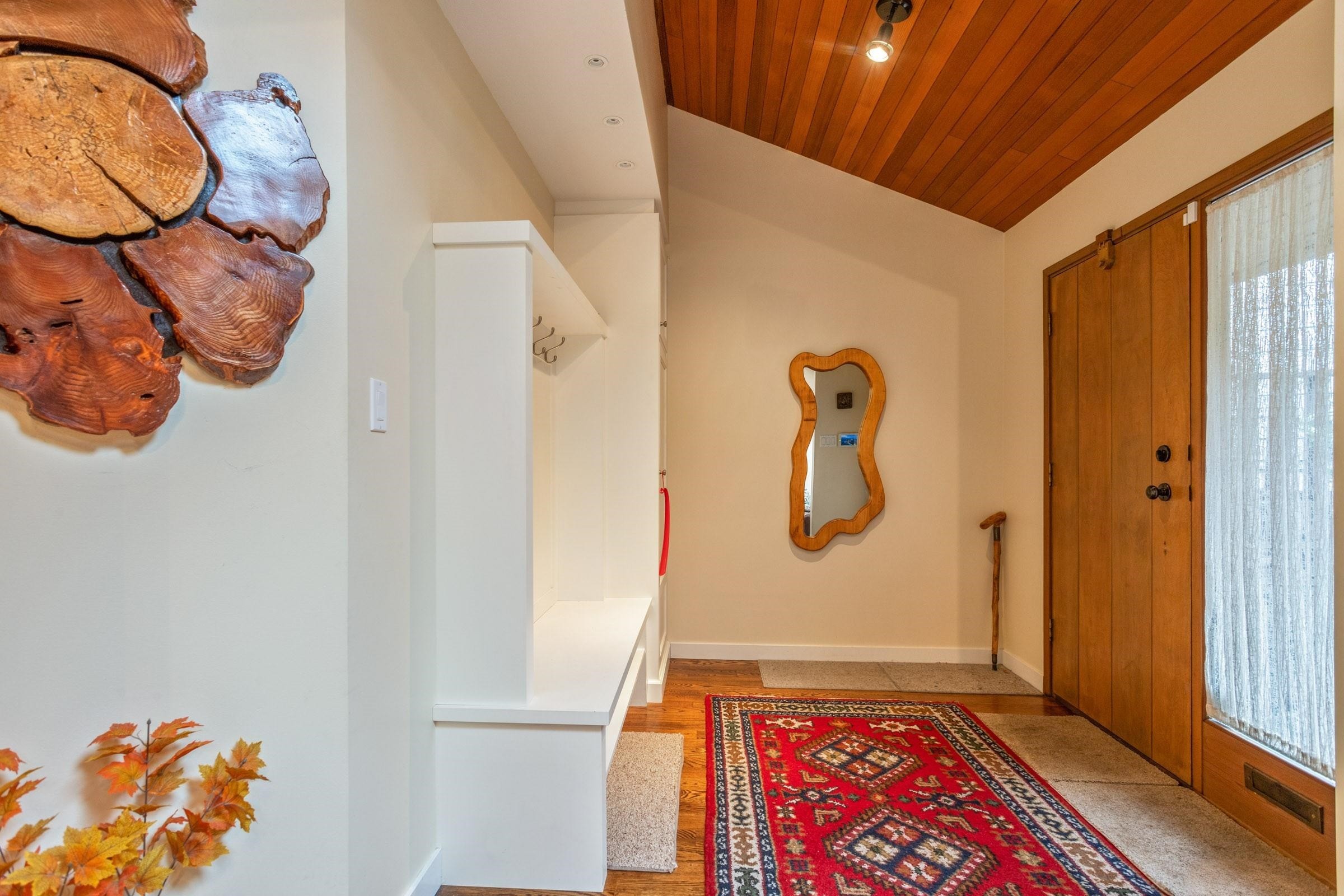 5639 White Pine Lane, North Vancouver, BC