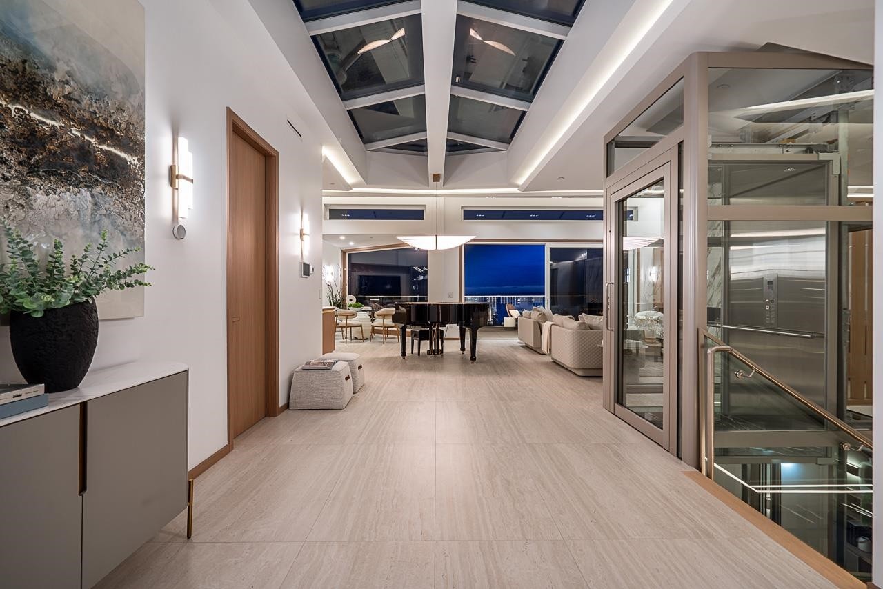 2356 Ottawa Avenue, West Vancouver, BC