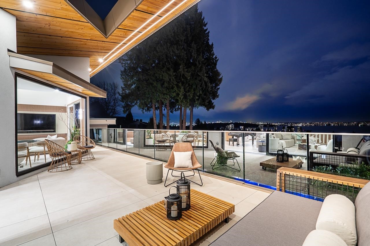 2356 Ottawa Avenue, West Vancouver, BC