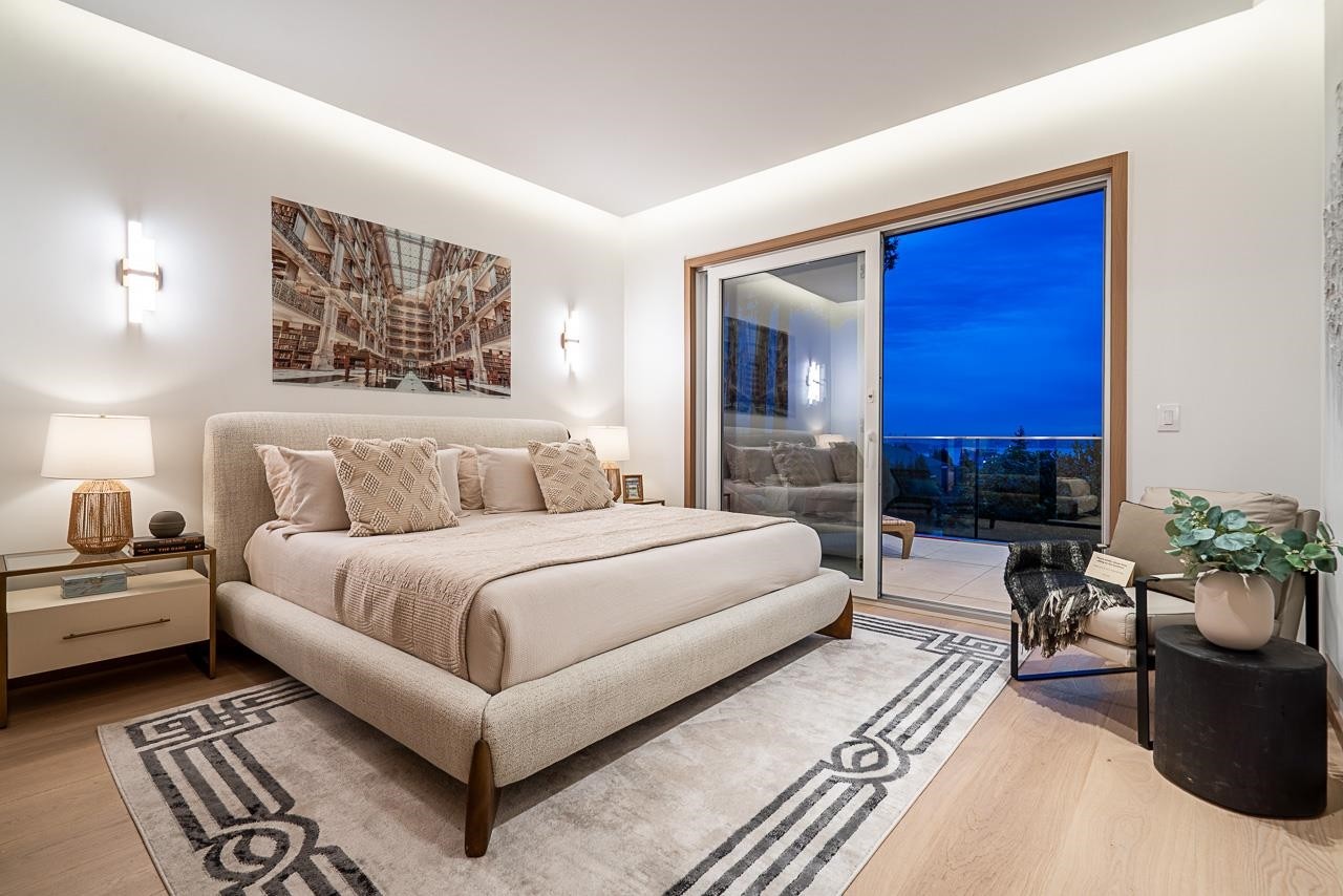 2356 Ottawa Avenue, West Vancouver, BC