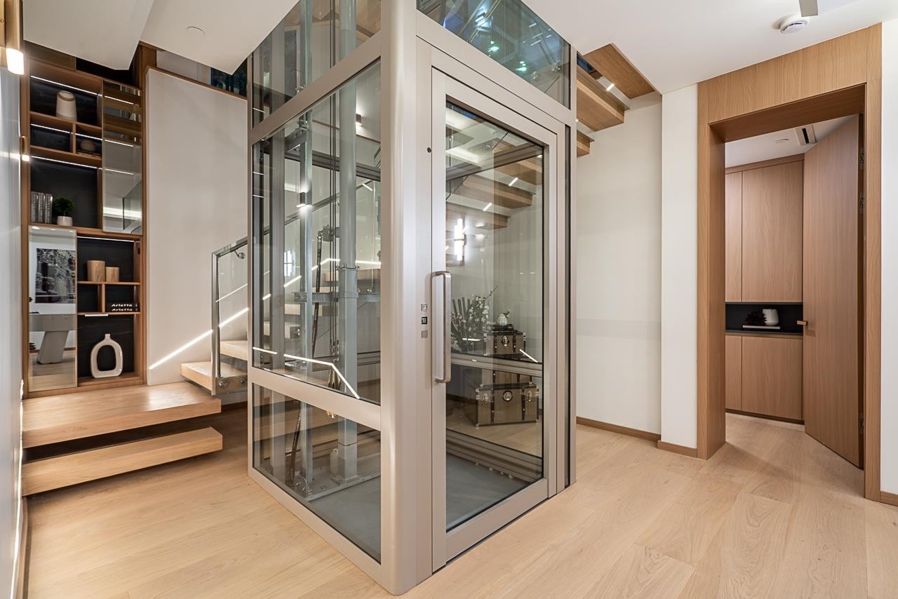 2356 Ottawa Avenue, West Vancouver, BC