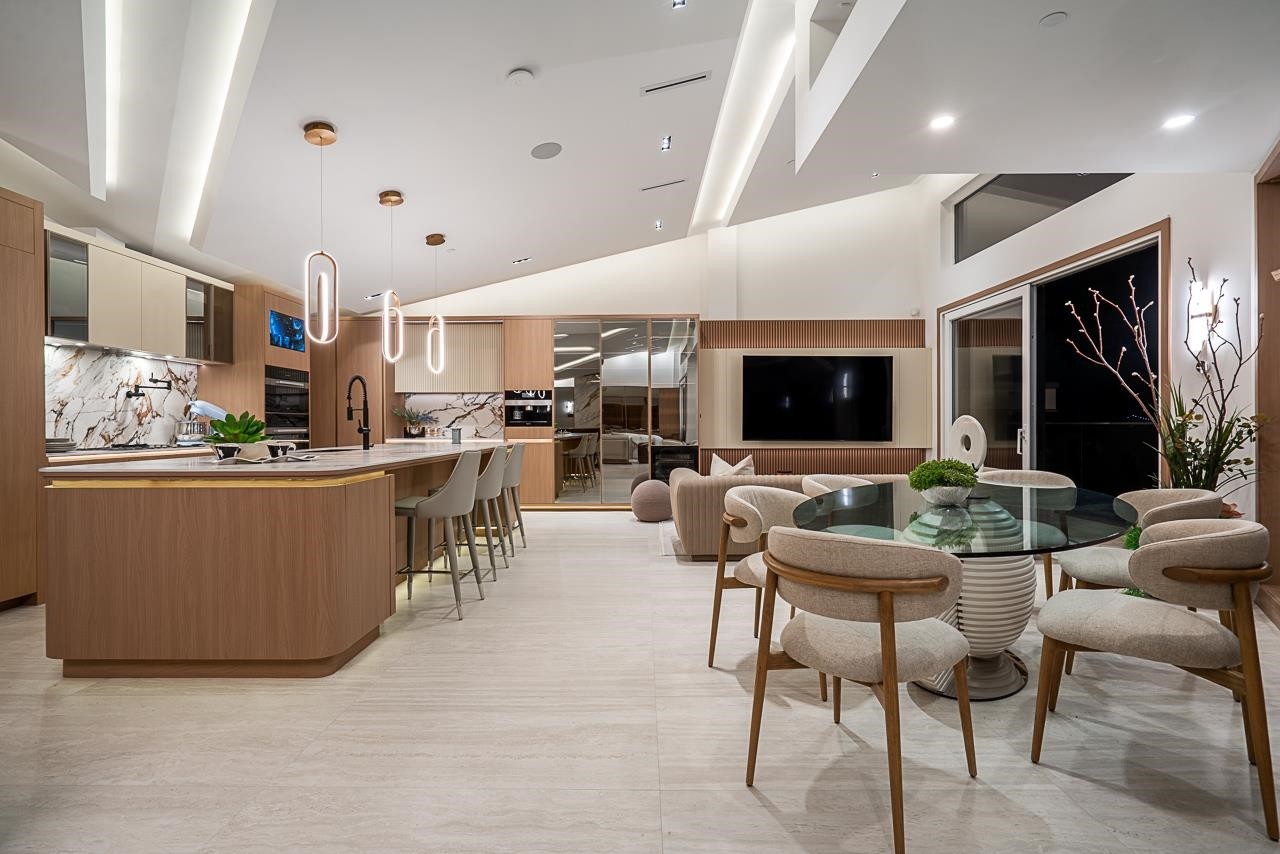 2356 Ottawa Avenue, West Vancouver, BC