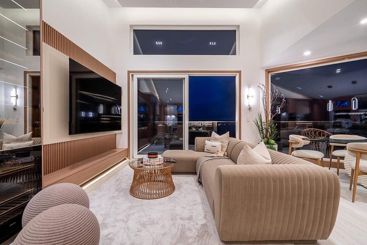 2356 Ottawa Avenue, West Vancouver, BC