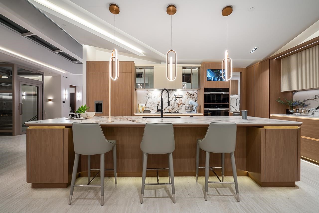 2356 Ottawa Avenue, West Vancouver, BC