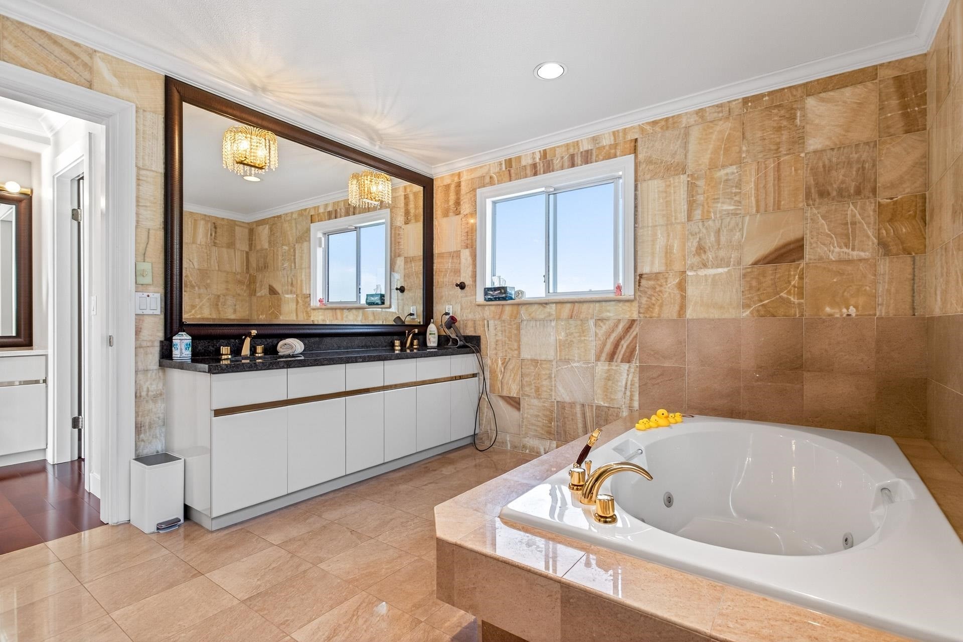 1369 55Th Avenue W, Vancouver, BC