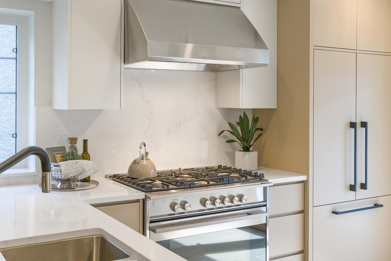 2436 49Th Avenue W, Vancouver, BC