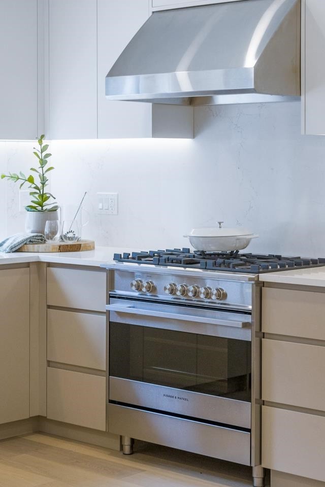 2430 49Th Avenue W, Vancouver, BC