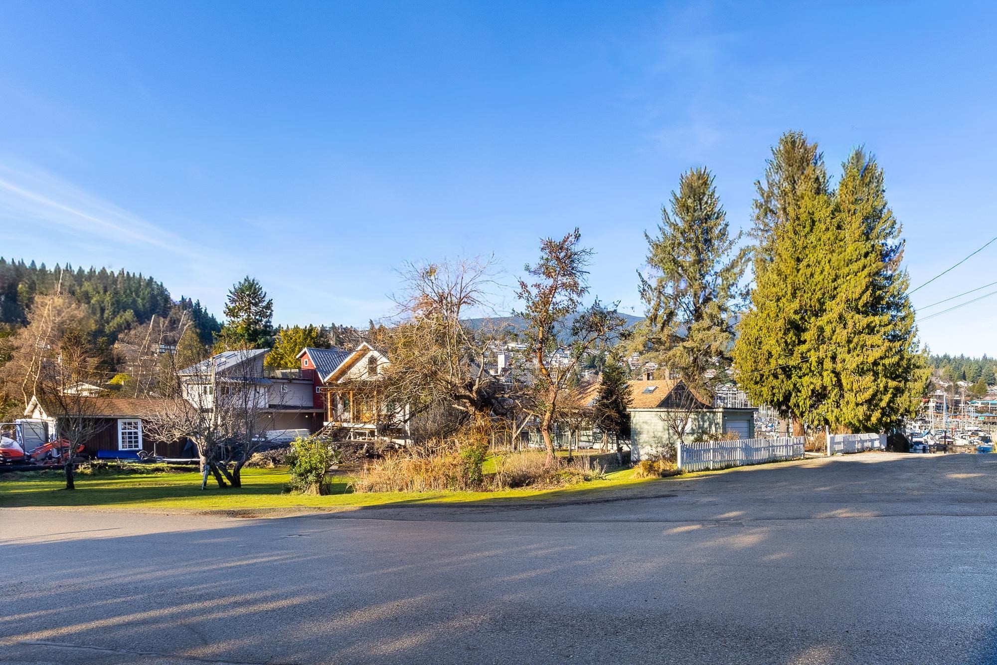 636 Bay Road, Gibsons, BC
