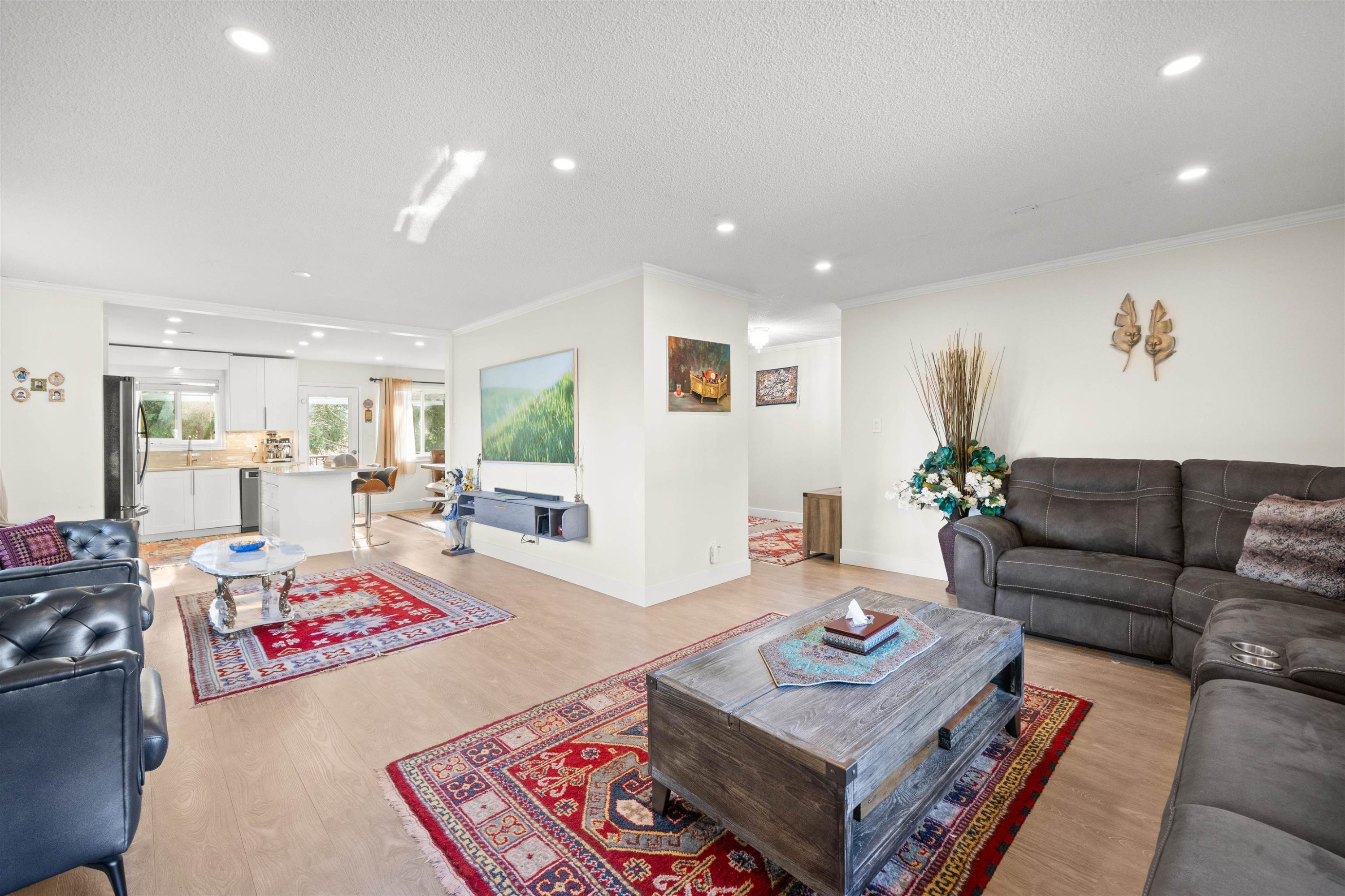 2333 Kirkstone Road, North Vancouver, BC