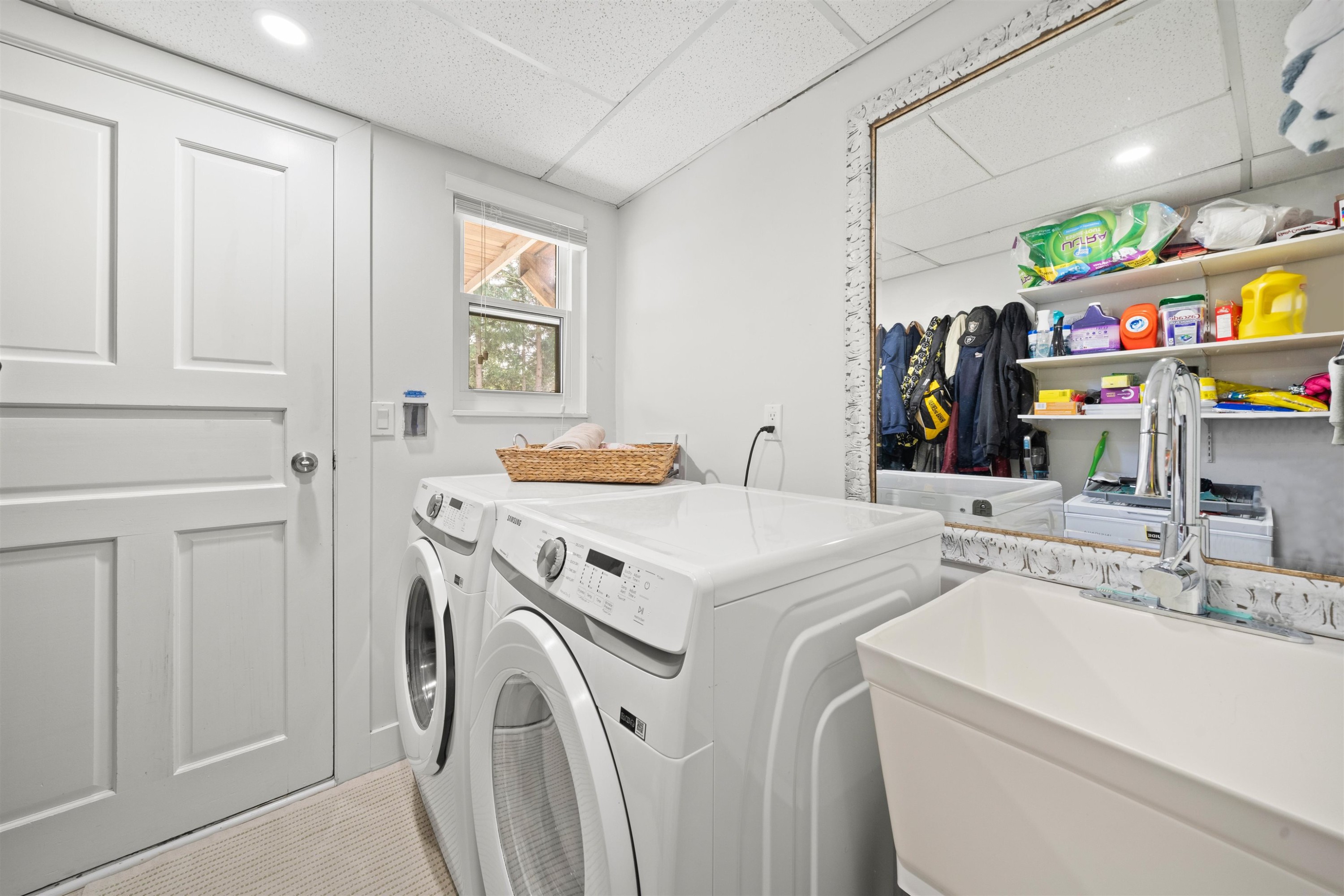 2333 Kirkstone Road, North Vancouver, BC