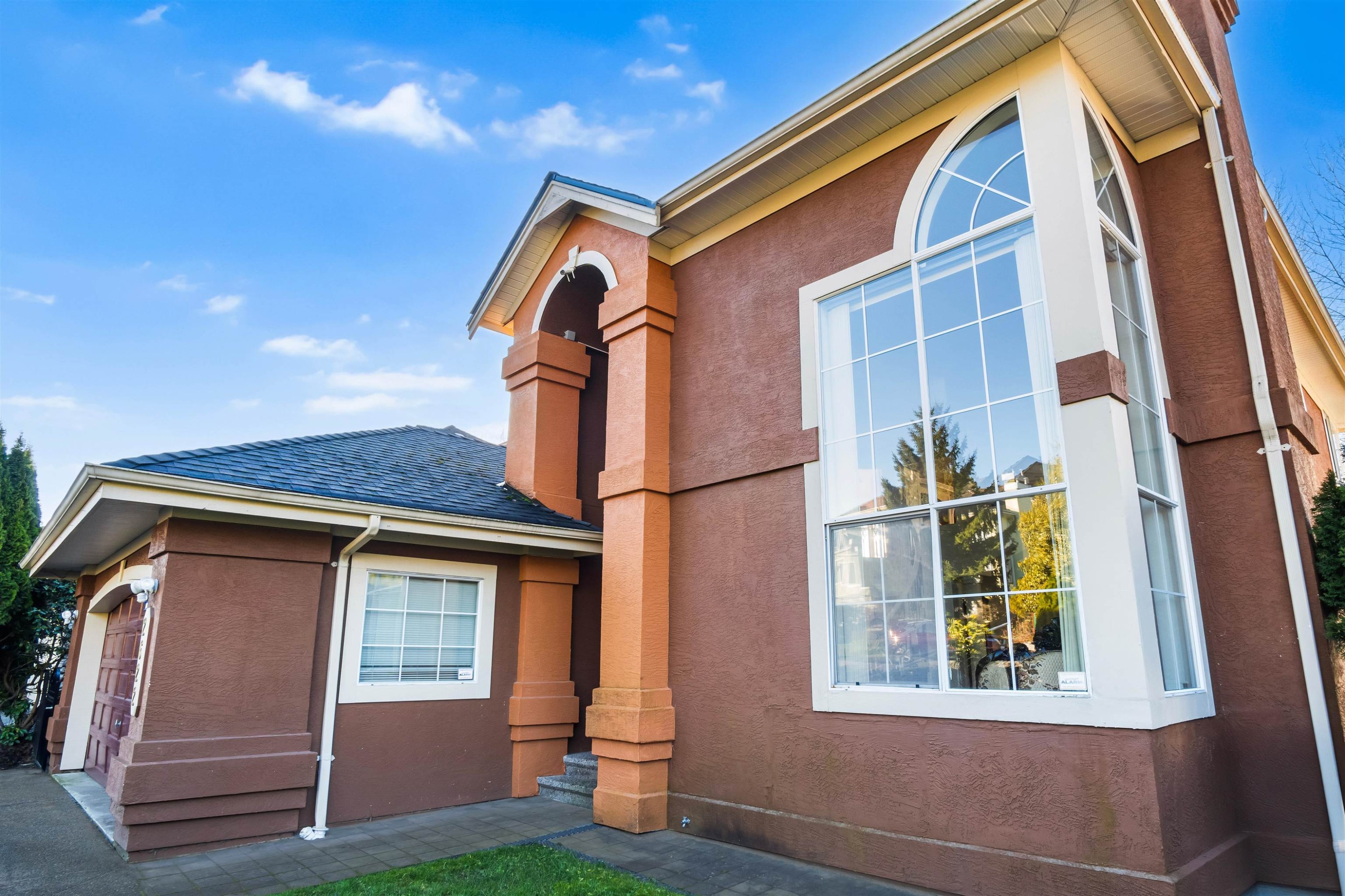 2622 Sandstone Crescent, Coquitlam, BC