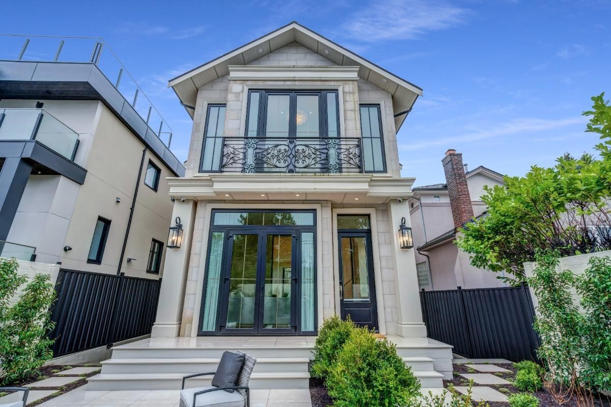 4454 4Th Avenue W, Vancouver, BC