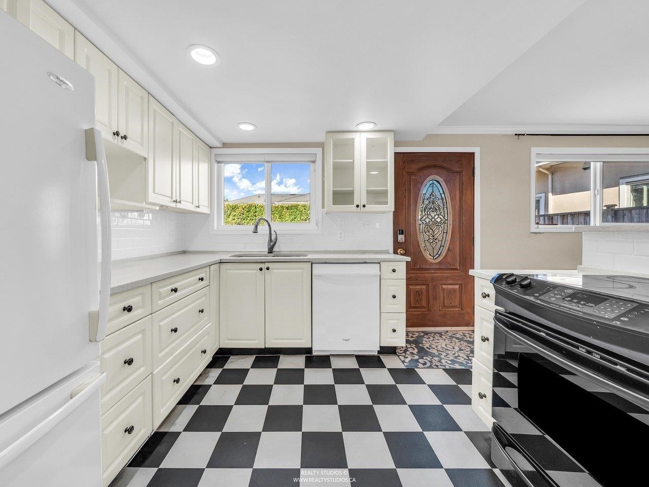 6500 Azure Road, Richmond, BC