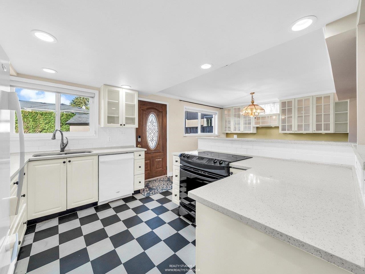 6500 Azure Road, Richmond, BC