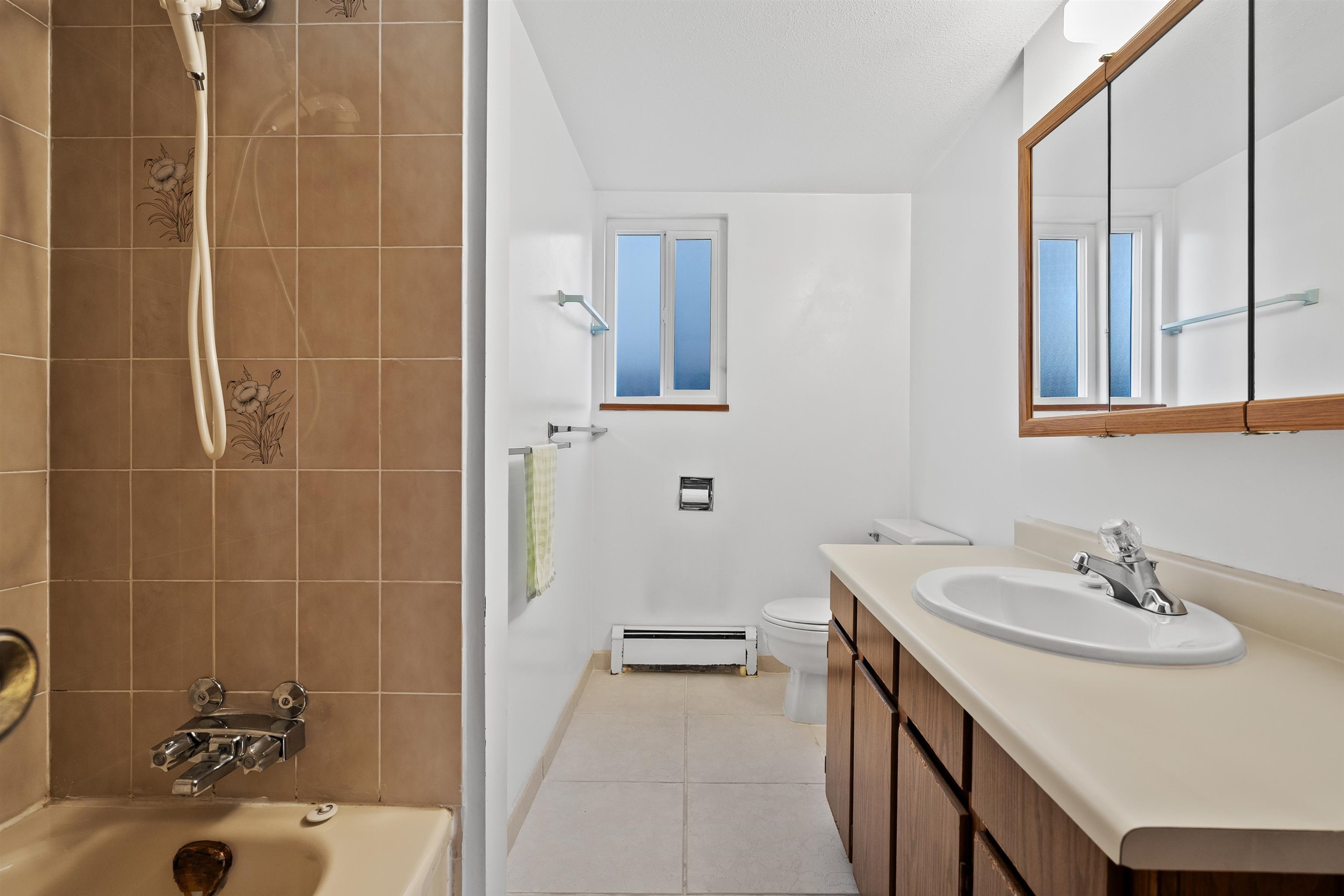 1181 24Th Avenue E, Vancouver, BC